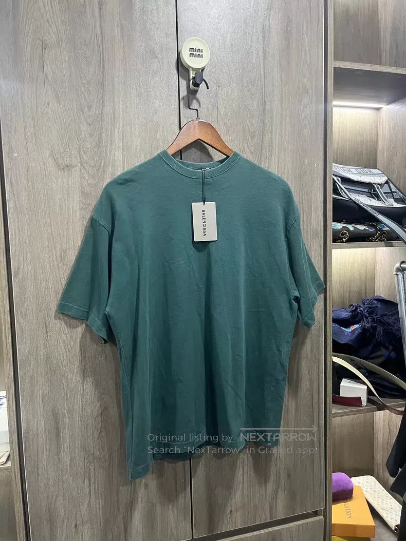Balenciaga Balenciaga Forest Green Back Letter Short Sleeve Size US S / EU 44-46 / 1 - 3 Thumbnail
