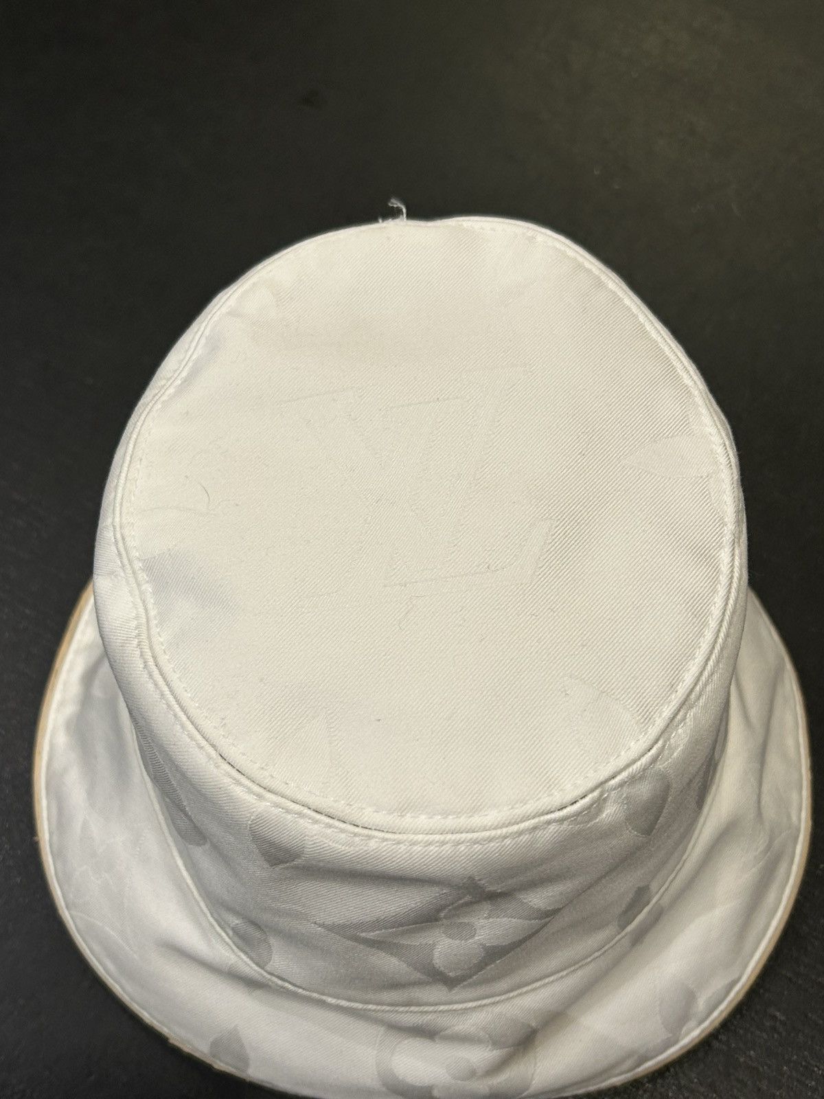 Louis Vuitton Louis Vuitton Reversible Bucket Hat Size ONE SIZE - 4 Thumbnail