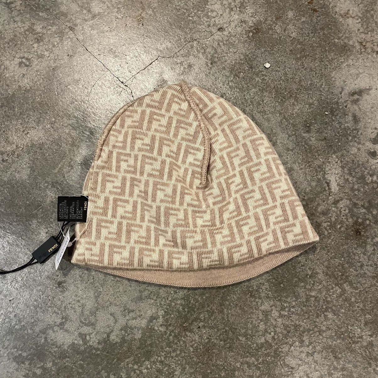 Fendi Fendi Monogram Beanie Size ONE SIZE - 1 Thumbnail