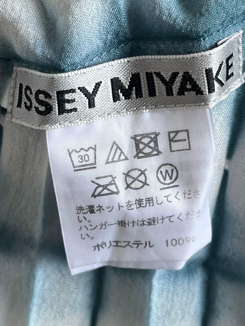 Issey Miyake Issey Miyake size:2 Blue-gray pleated short-sleeved shirt Size S / US 4 / IT 40 - 3 Thumbnail