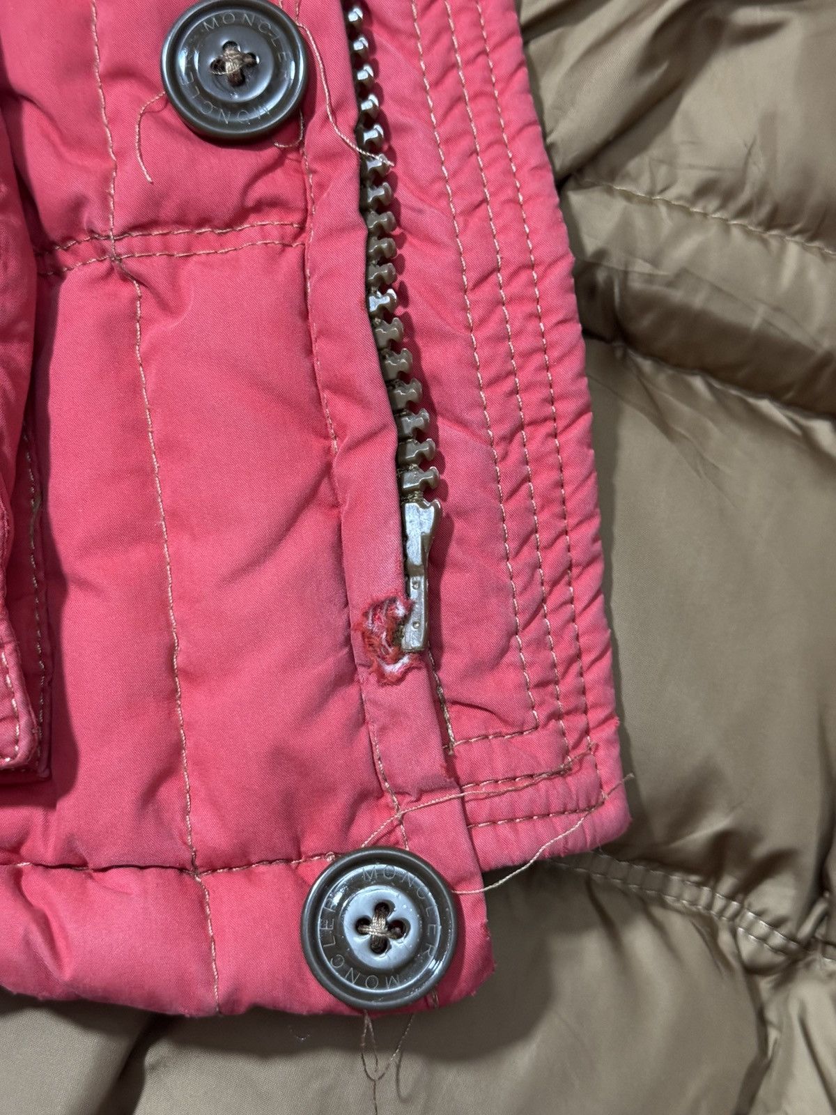 Moncler Moncler men’s MONTSERRAT down jacket Size US L / EU 52-54 / 3 - 21 Thumbnail