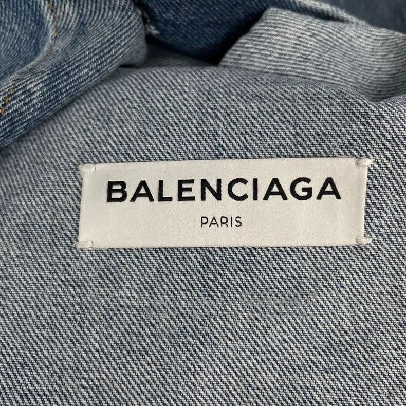 Balenciaga Balenciaga Collar embroidery letter denim jacket Size XS / US 0-2 / IT 36-38 - 3 Thumbnail