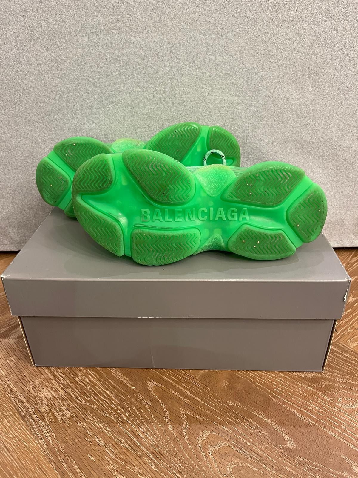 Balenciaga Balenciaga Triple S Sneakers Size US 4 / IT 34 - 4 Thumbnail