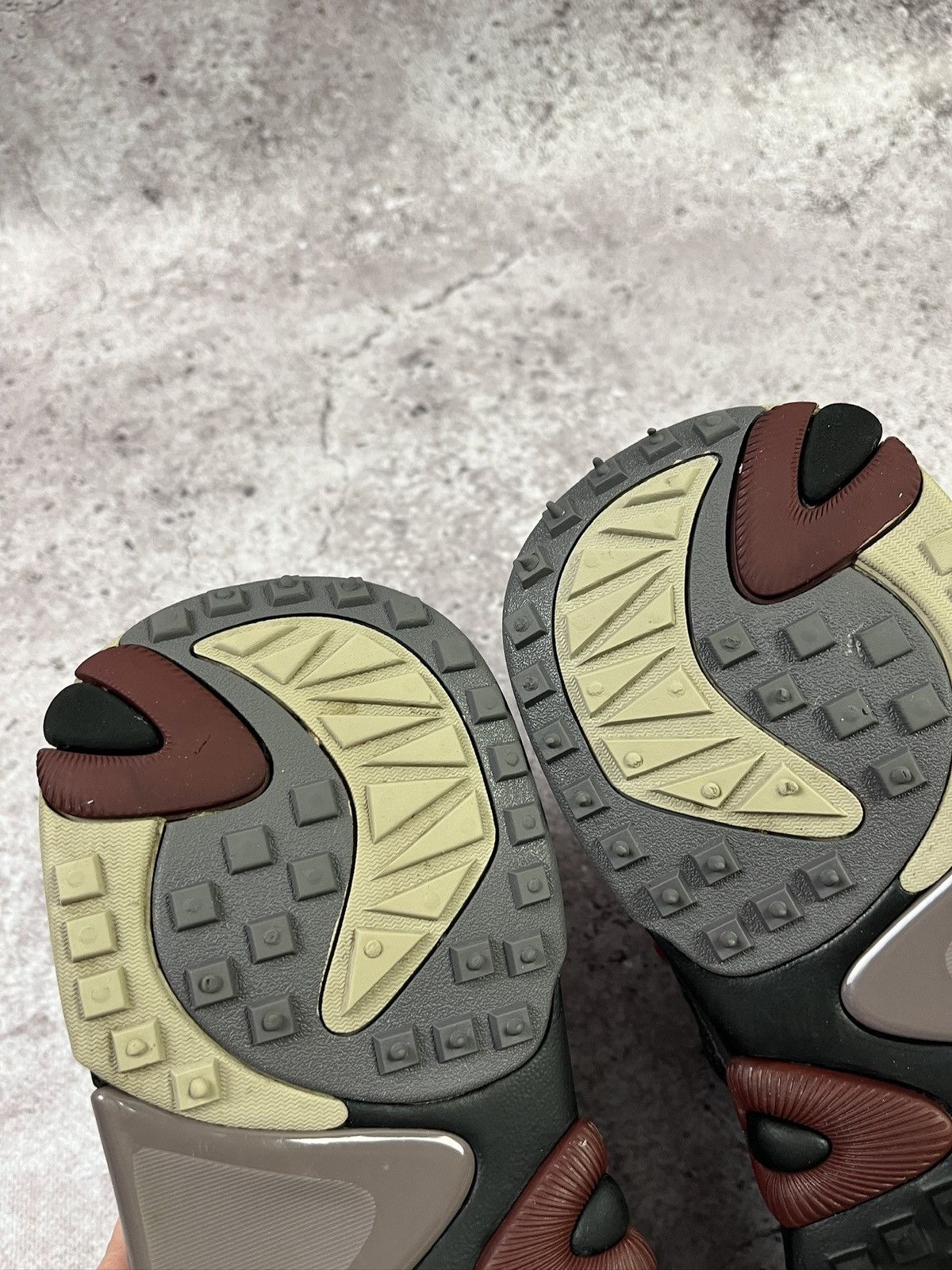 Off-White OFF-White Odsy-2000 Black Purple Size US 10 / EU 43 - 14 Thumbnail
