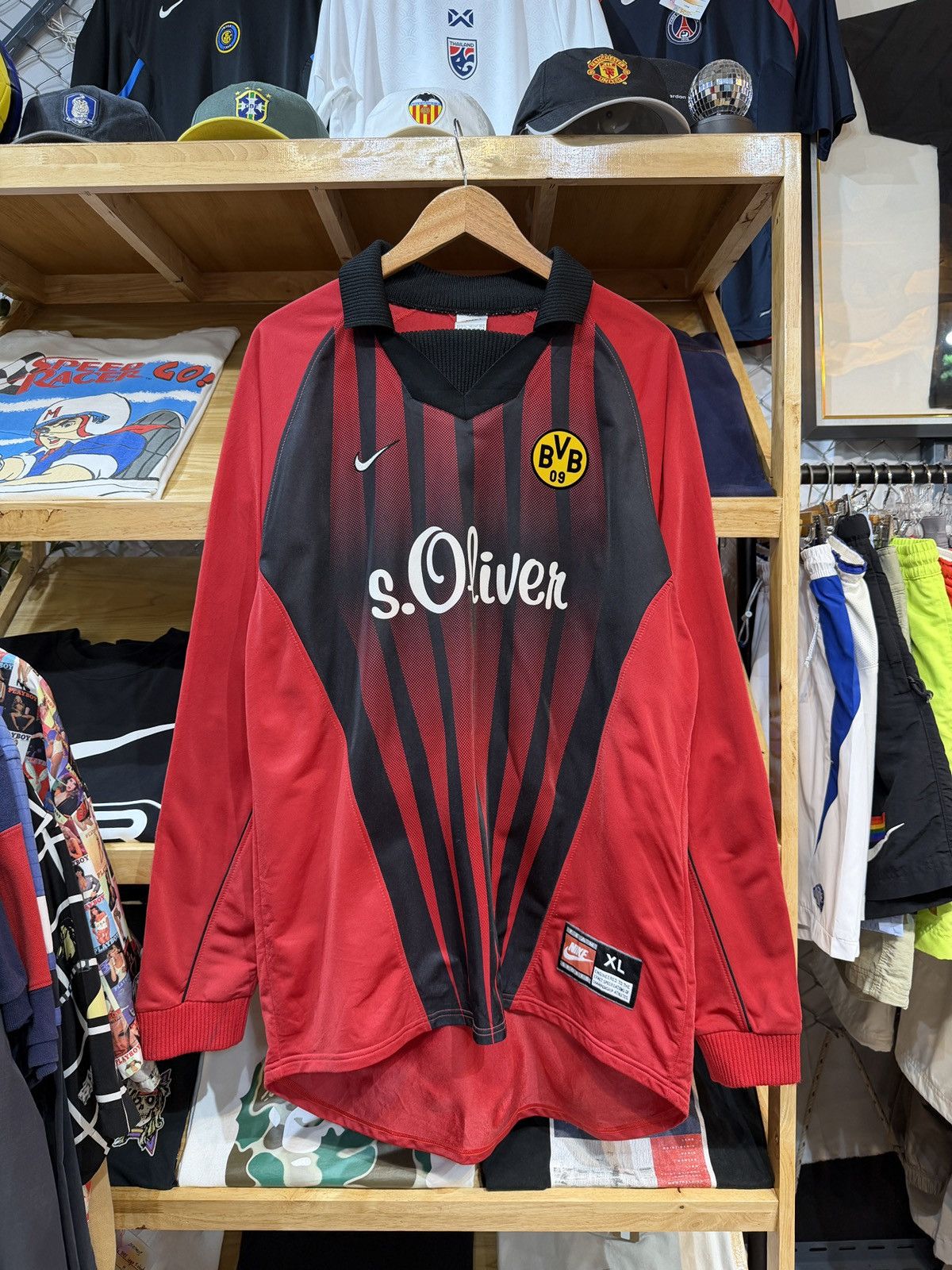 Nike Vintage Borussia Dortmund 1997-98 Nike Goalkeeper Shirt Size US XL / EU 56 / 4 - 1 Thumbnail