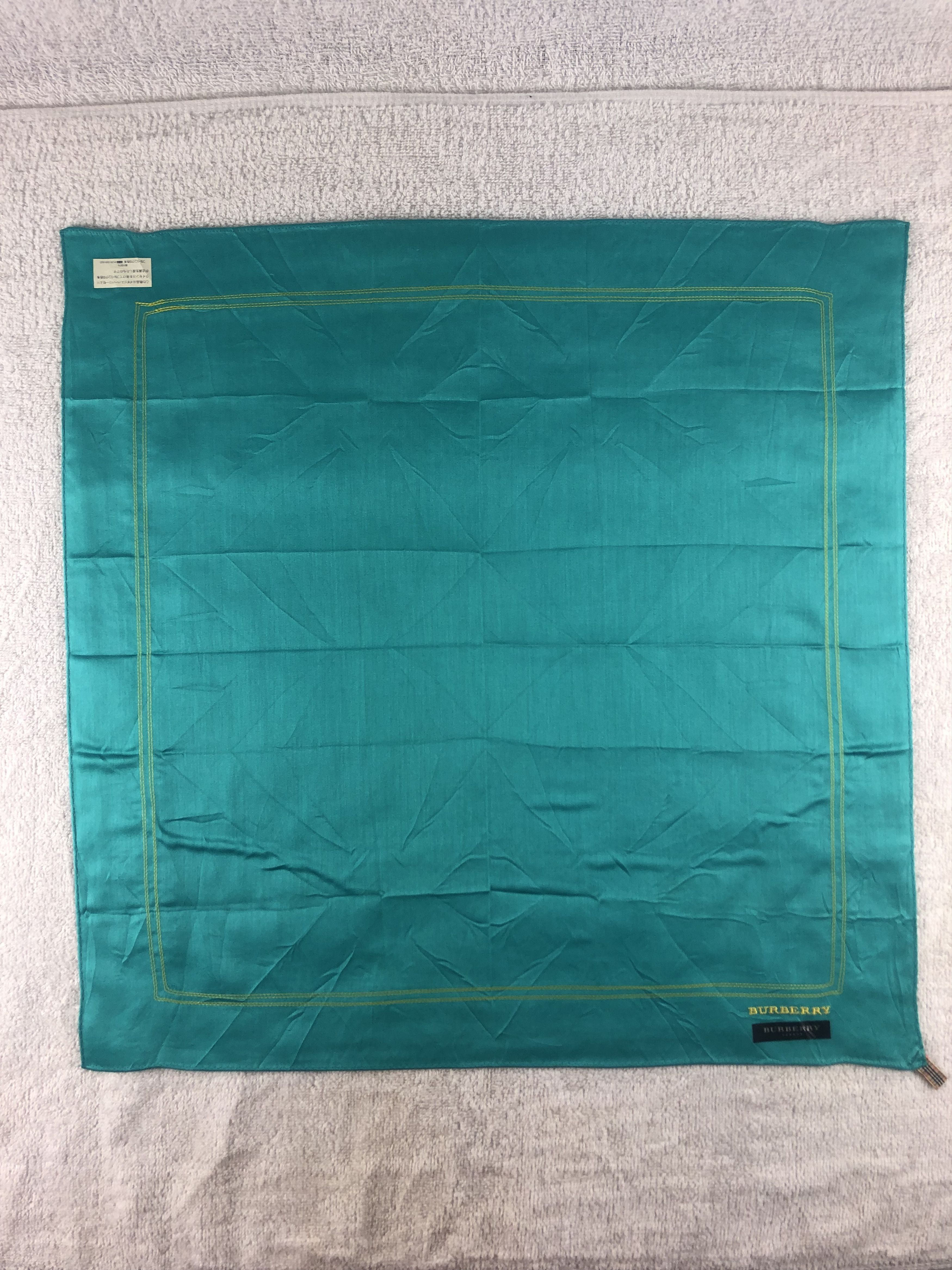 Burberry Burberry Handkerchief / Bandana / Neckerchief Size ONE SIZE - 3 Thumbnail