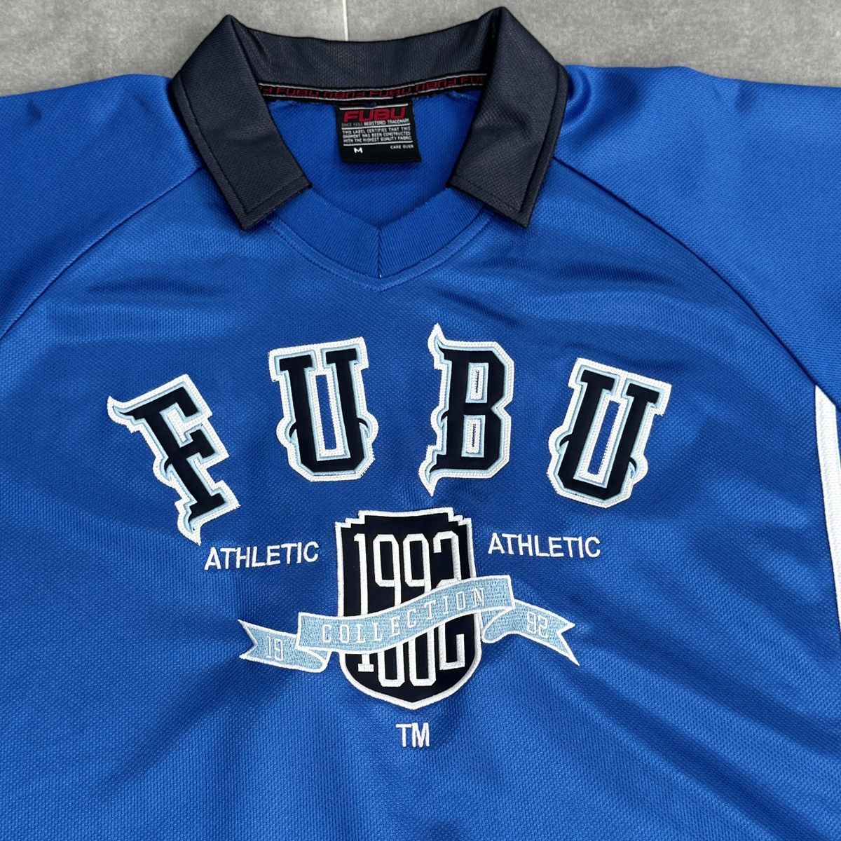 Fubu Vintage Fubu Embroidered Logo Rap Hip Hop Jersey T-Shirt Size US M / EU 48-50 / 2 - 6 Thumbnail