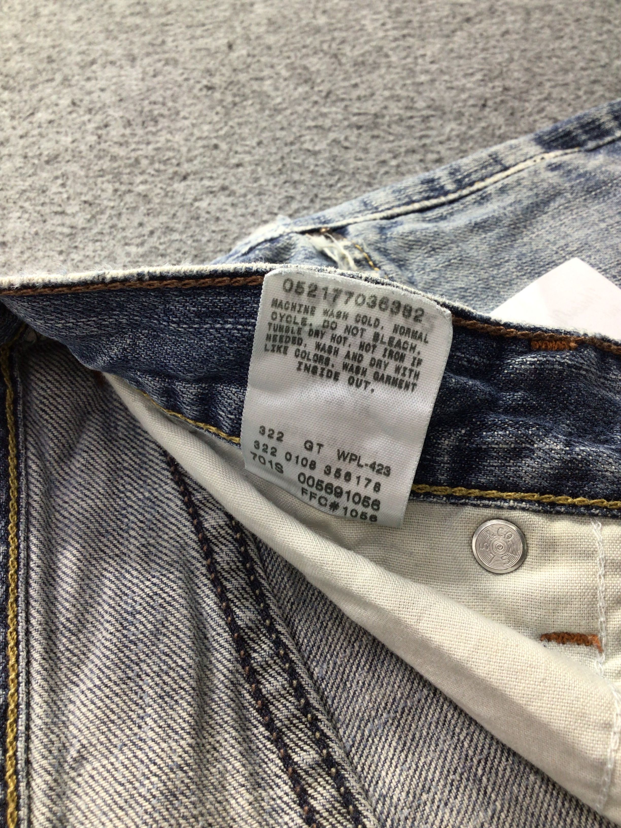 Levi's Vintage Levis 569 Jeans -J854 Size US 34 / EU 50 - 12 Thumbnail