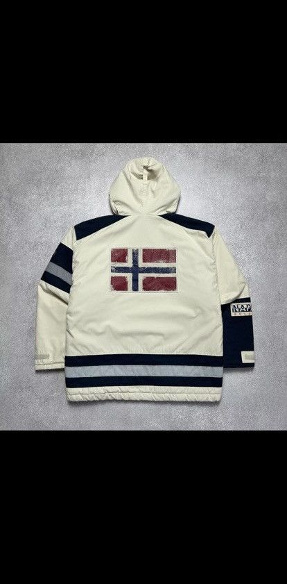 Napapijri Napapijri vintage heavy jacket reflective Size US L / EU 52-54 / 3 - 1 Thumbnail