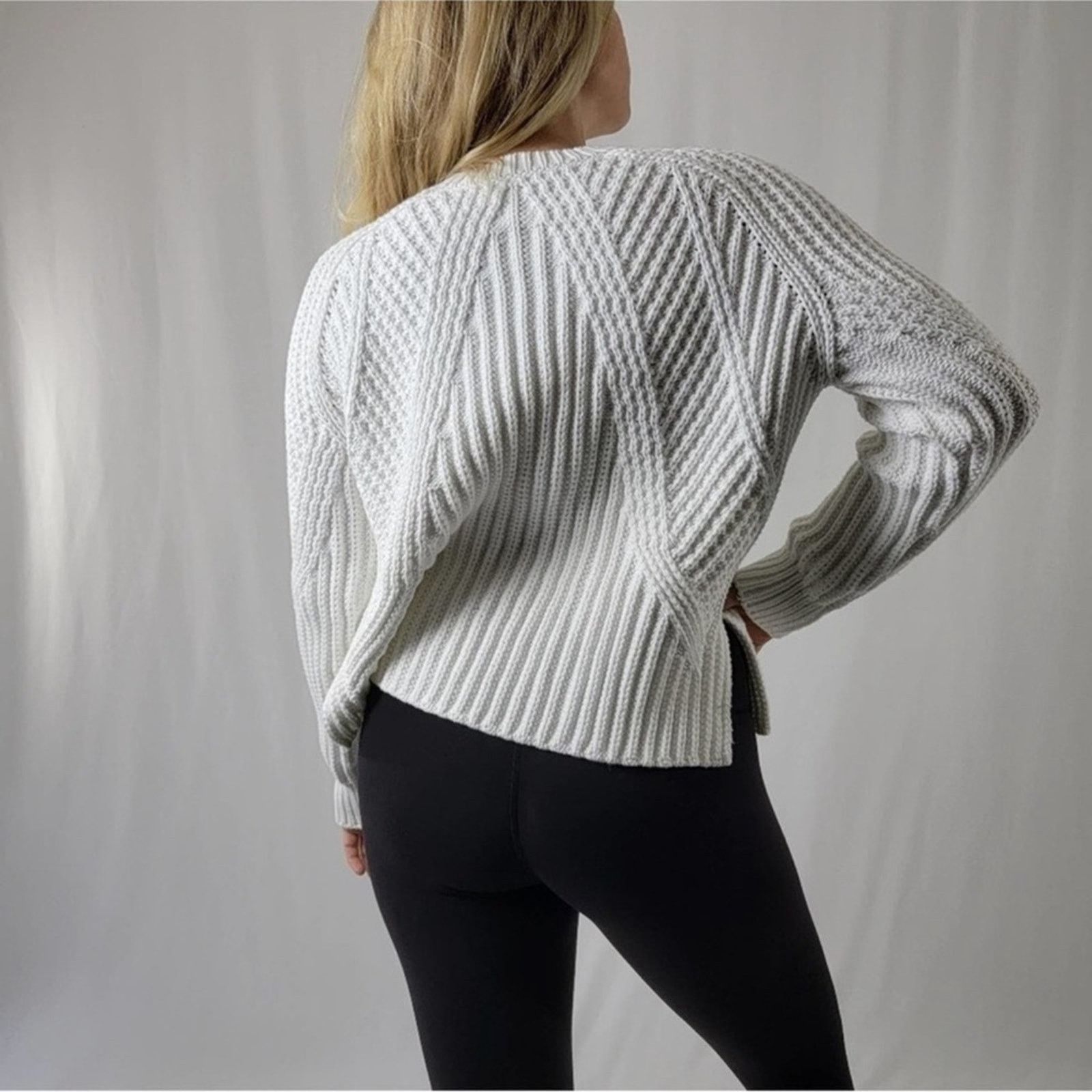 Vince Vince Cable Knit Fiaherman’s Sweater Size M / US 6-8 / IT 42-44 - 6 Thumbnail
