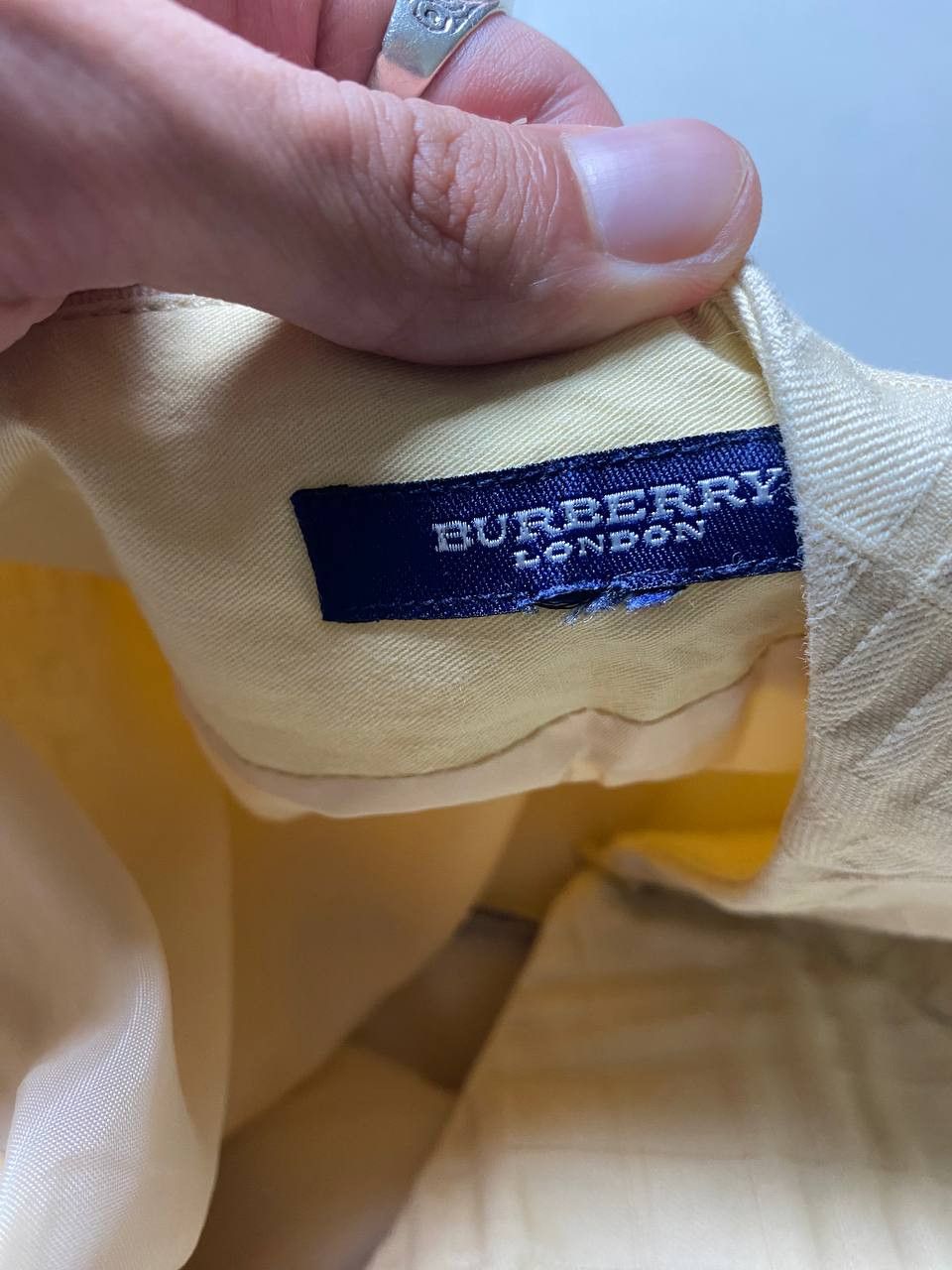 Burberry Vintage Burberry Mini Skirts Size 30" / US 8 / IT 44 - 7 Thumbnail