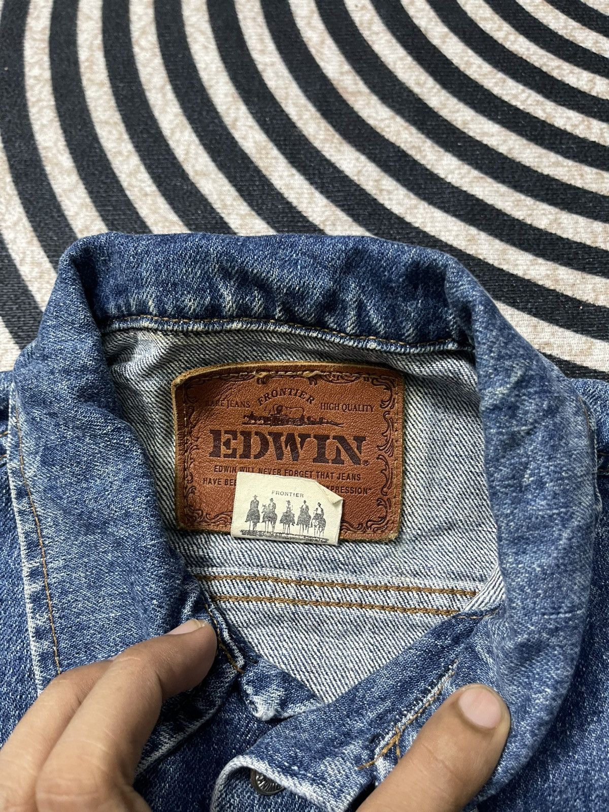 Edwin VINTAGE 90s EDWIN WESTERN DENIM JACKET Size US L / EU 52-54 / 3 - 9 Thumbnail