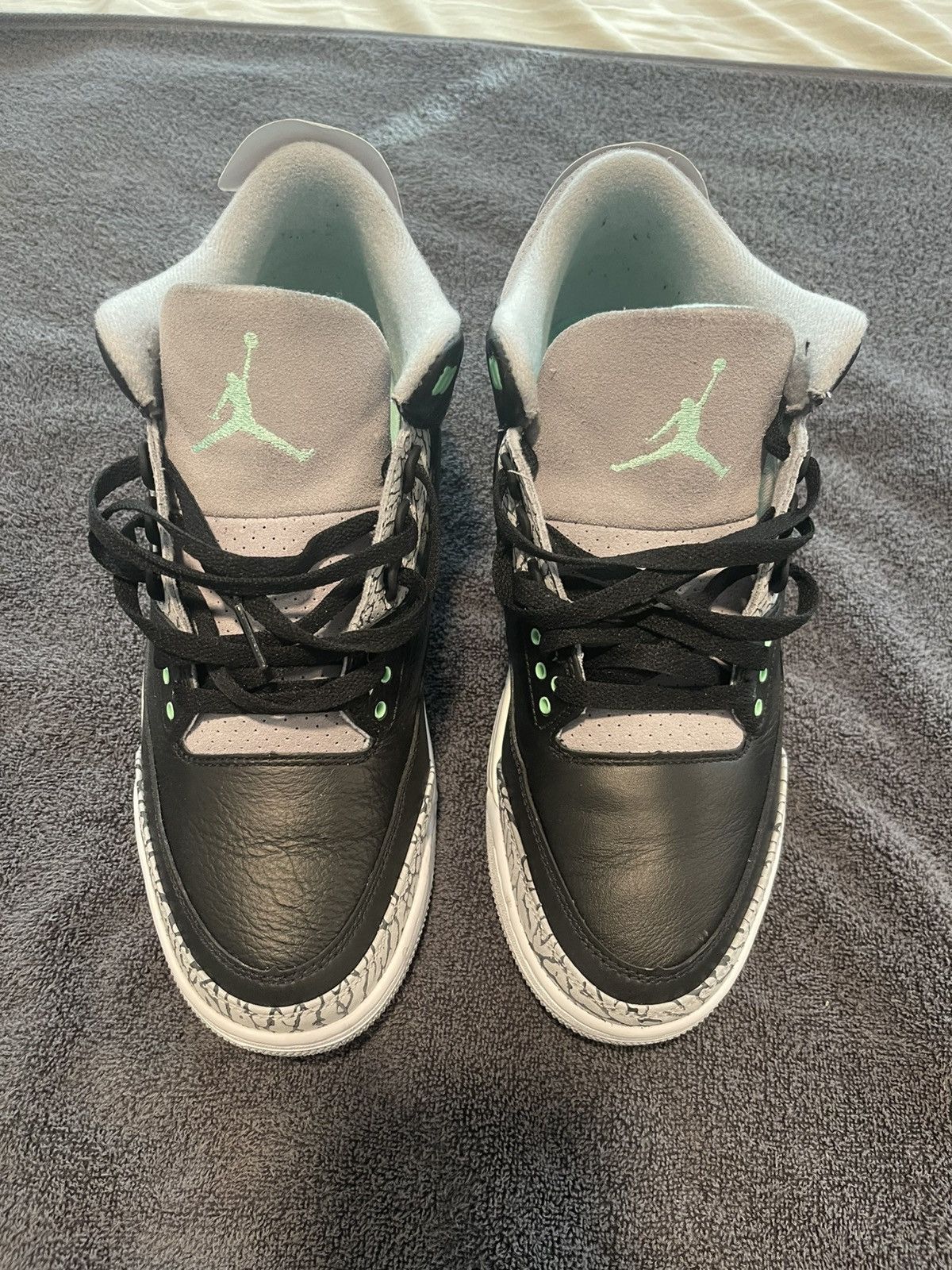 Jordan Brand Jordan 3 retro green glow Size US 11 / EU 44 - 1 Thumbnail