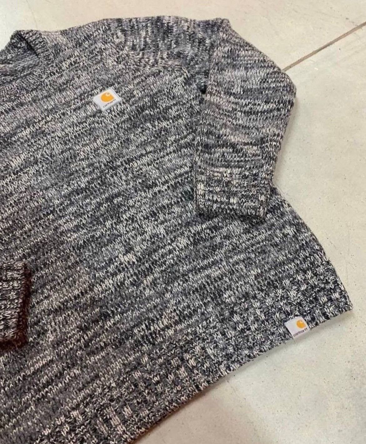 Carhartt Wool Vintage Carhartt Sweater Size US S / EU 44-46 / 1 - 1 Thumbnail