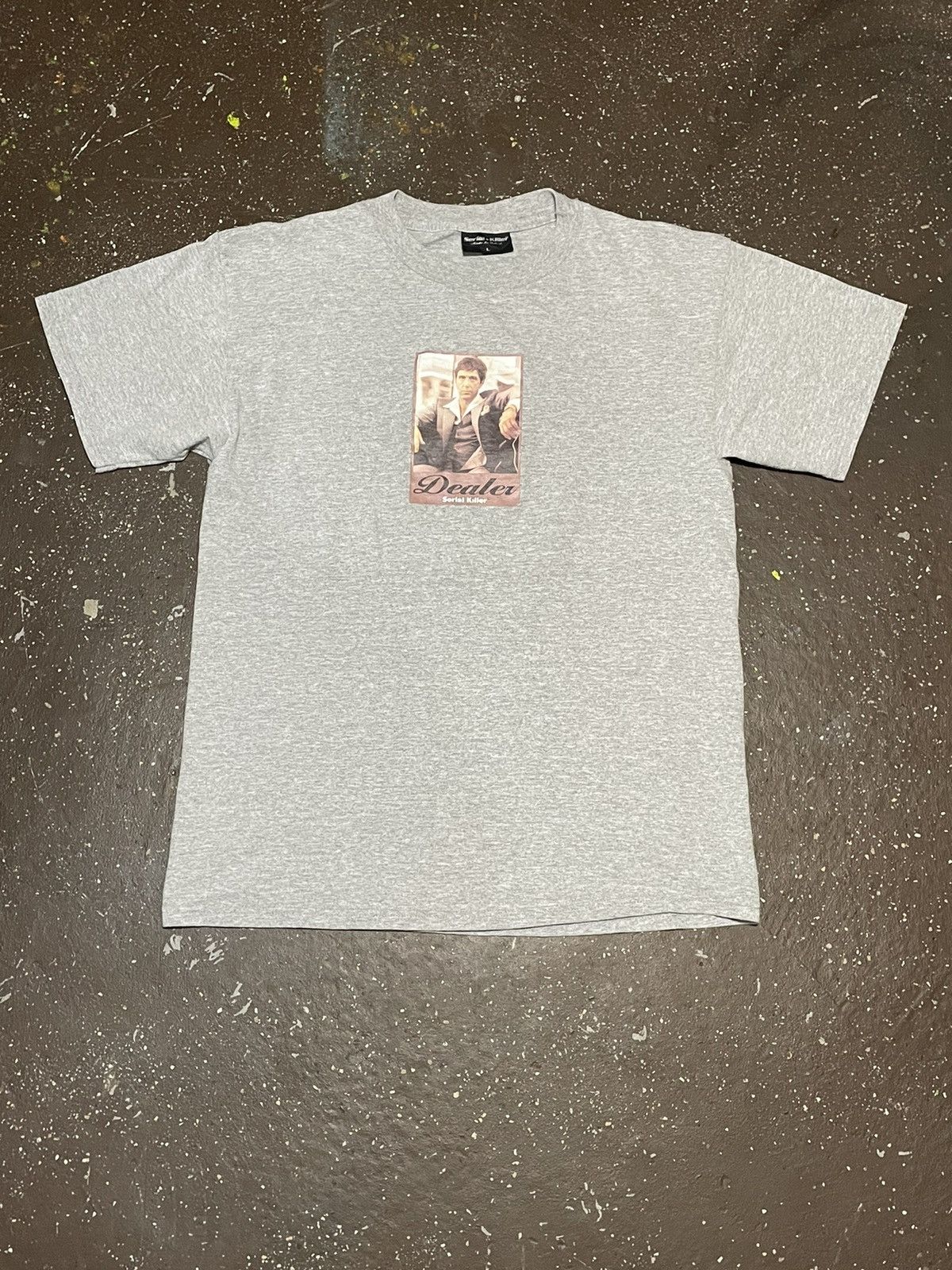 Vintage Vintage Serial Killer “Dealer” Scarface Tee Size US L / EU 52-54 / 3 - 2 Thumbnail