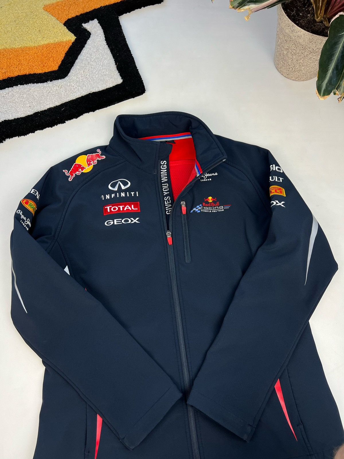 NASCAR × Pepe Jeans × Red Bull RED BULL RACING SOFTSHELL JACKET Size XL / US 12-14 / IT 48-50 - 2 Thumbnail