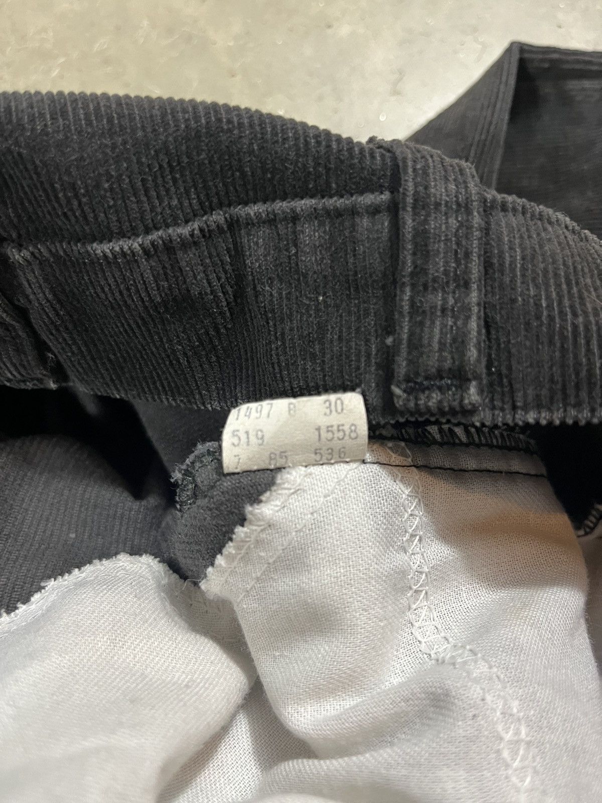 Levi's Vintage 80s Levis 519 Corduroy Pants Faded Black Size US 32 / EU 48 - 7 Thumbnail