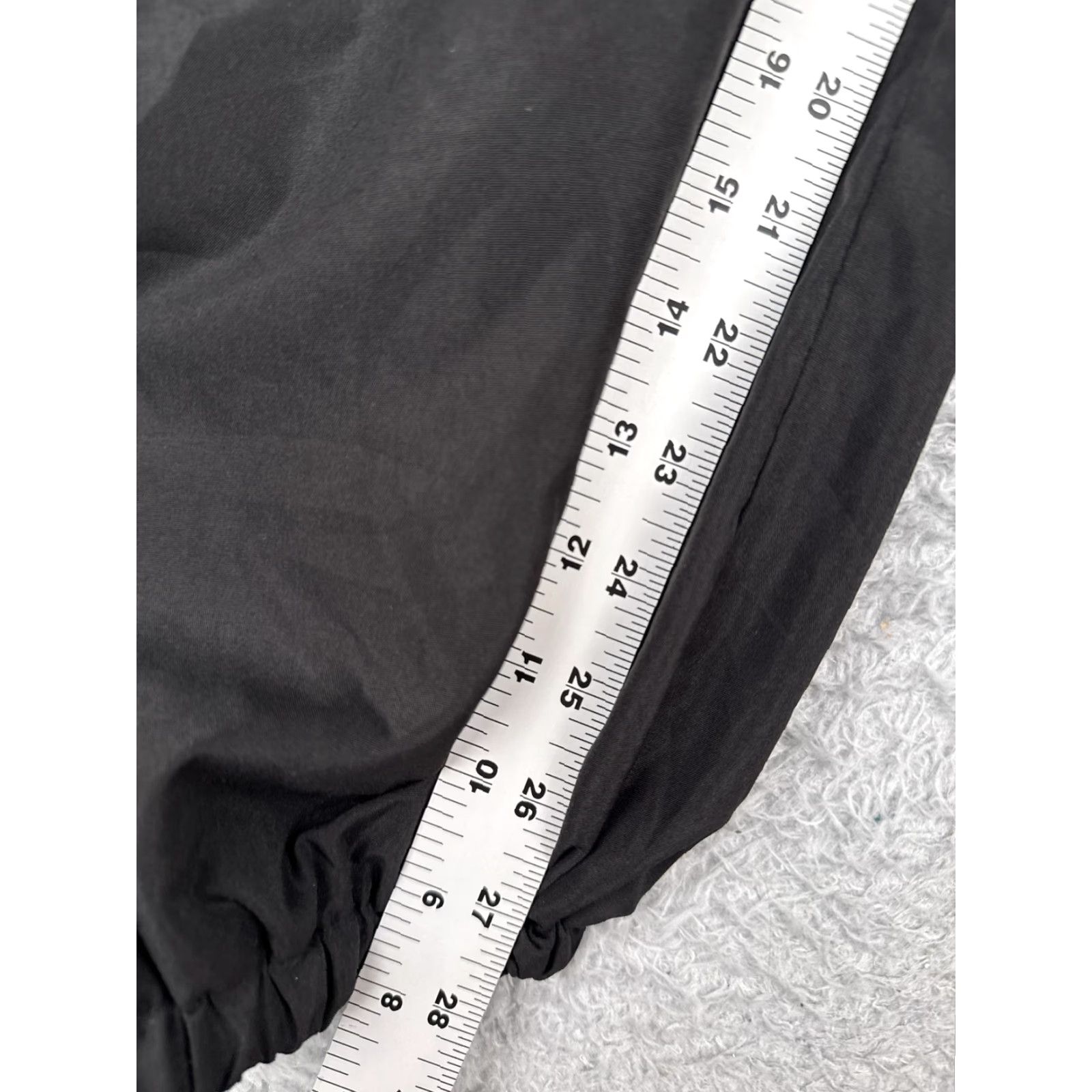 Shein SHEIN Curve Pants Womens 2XL Black Sherpa Lined Cargo Joggers Cuffed WARM Snow Size 40" / US 18 - 6 Thumbnail