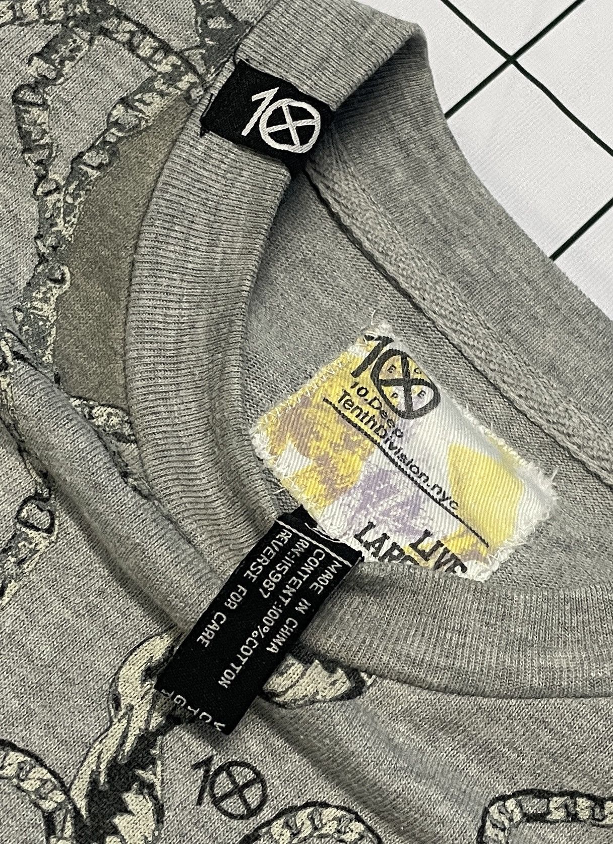 10 Deep Vintage y2k x streetwear x 10 Deep x full print x chain gang Size US L / EU 52-54 / 3 - 3 Thumbnail