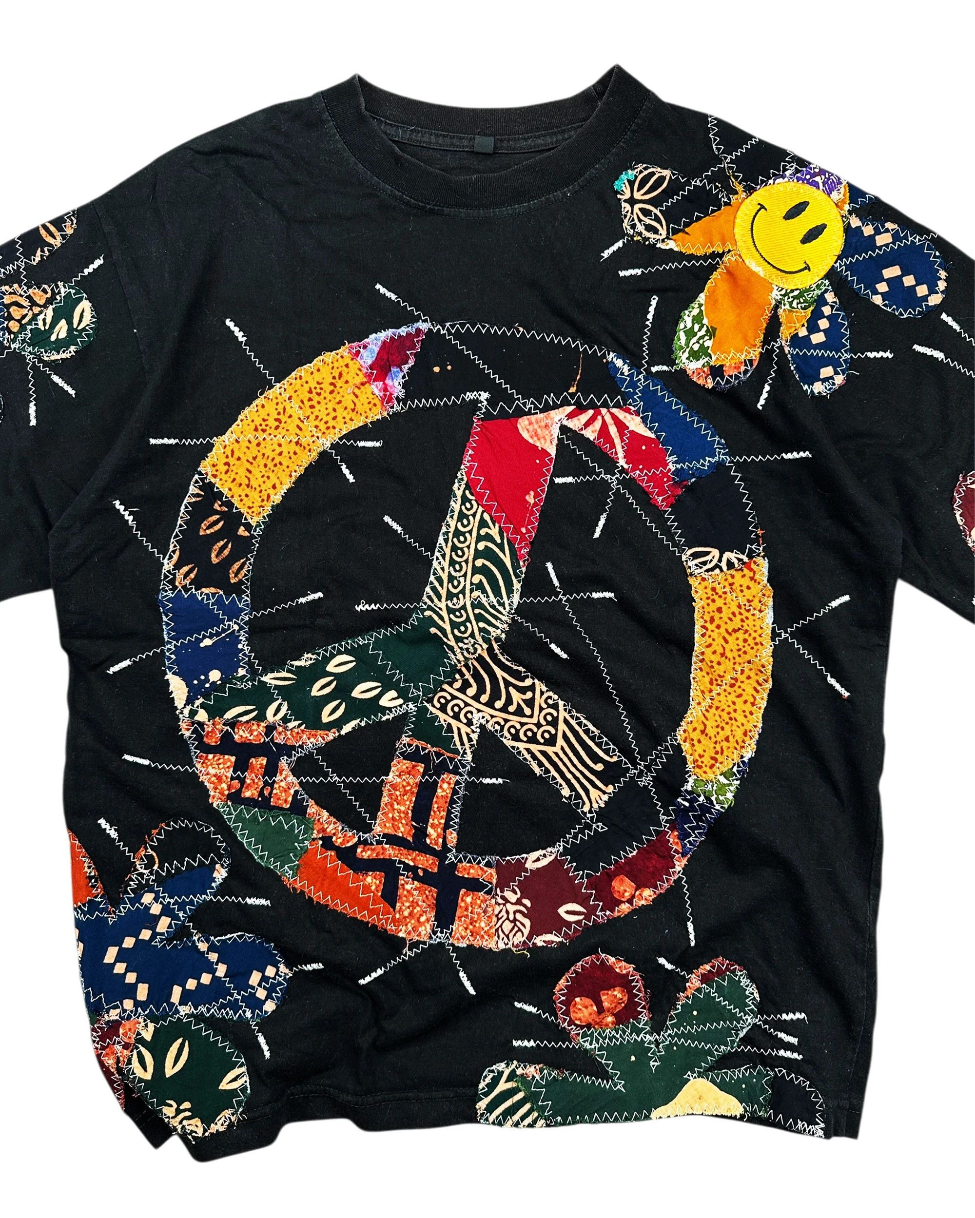Japanese Brand Re-worked 1 of 1 Peace Bloom Batik Patchworks T-shirt Size M Size US M / EU 48-50 / 2 - 5 Thumbnail