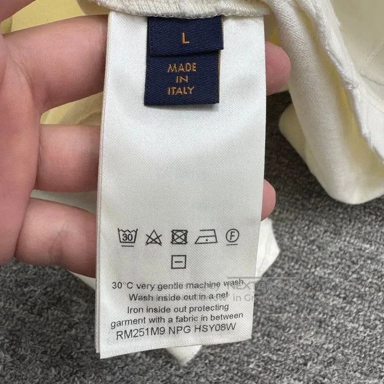 Louis Vuitton Louis Vuitton LV Embroidered Short Sleeve. Size US L / EU 52-54 / 3 - 4 Thumbnail