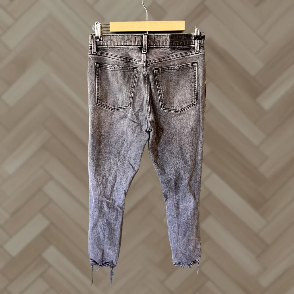 Abercrombie & Fitch Abercrombie & Fitch Womens Jeans Distressed Skinny Dark Black 6 Regular 26in Inseam Distressed Skinny Jeans N/A Size ONE SIZE - 1 Thumbnail