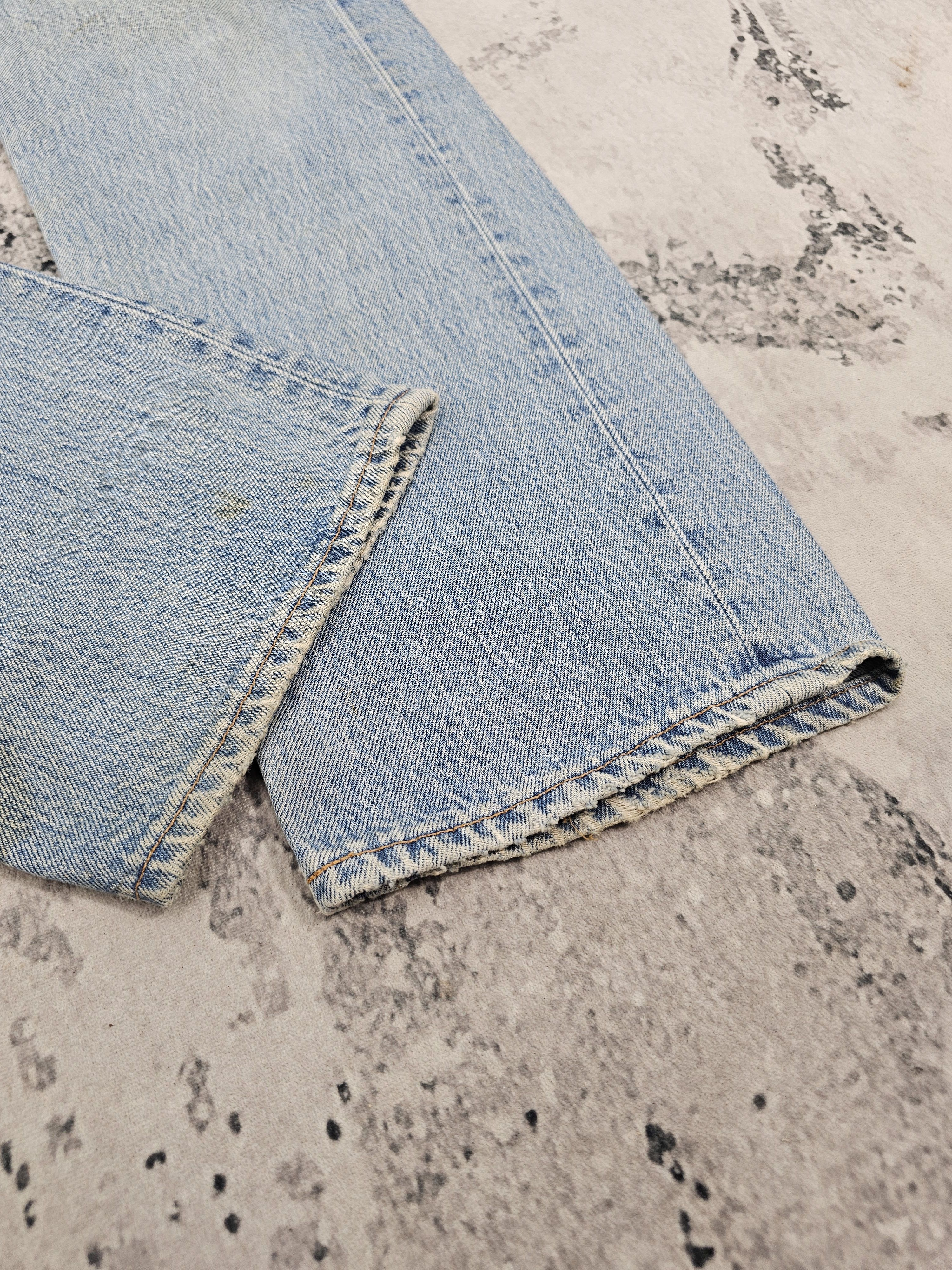 Levi's Vtg 90's LEVIS 501 Light Wash Ripped Size 33X33 Jeans L0414 Size US 33 - 7 Thumbnail