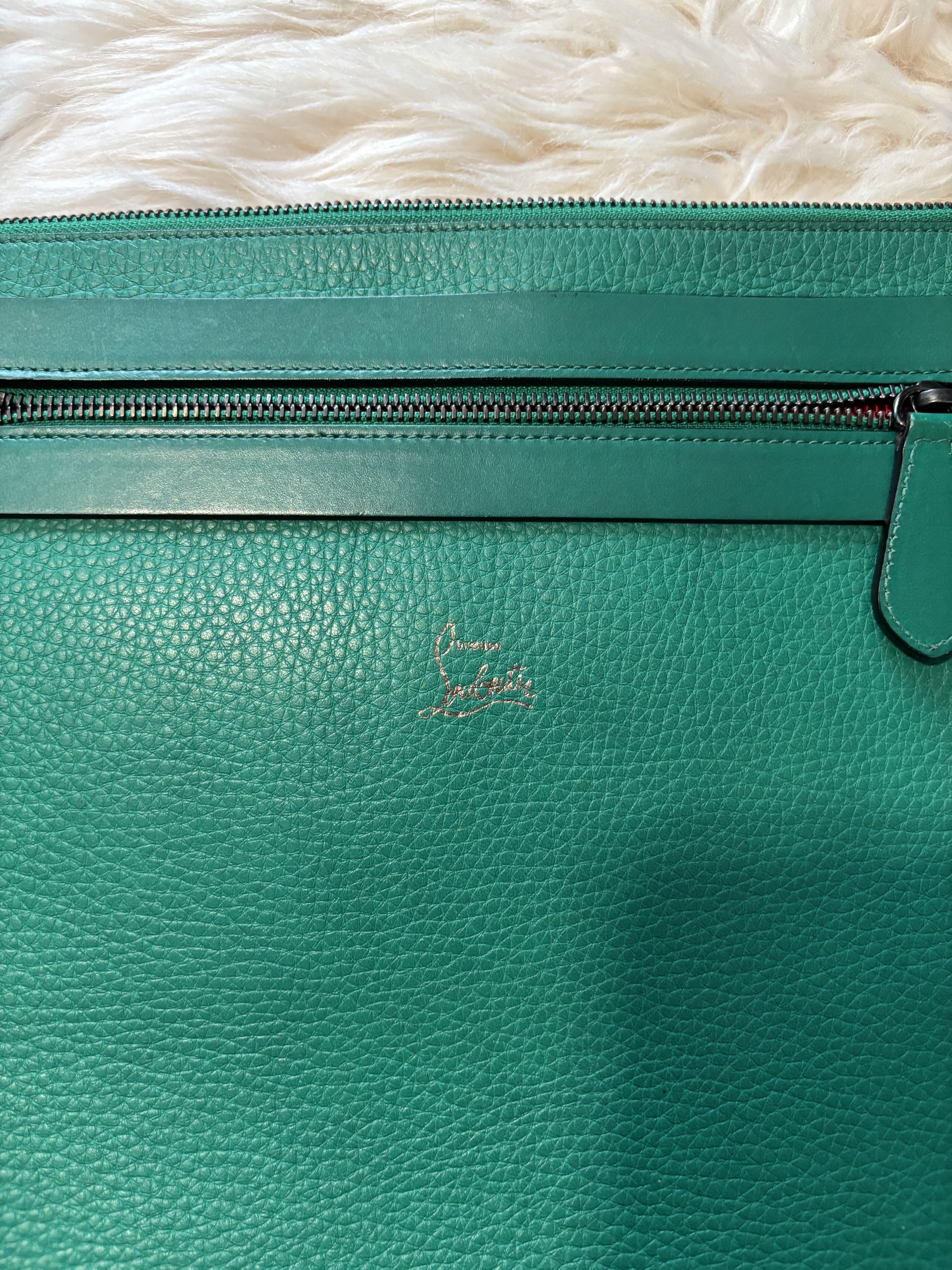 Christian Louboutin GREEN OVERSIZED SPIKE POUCH CLUTCH Size ONE SIZE - 7 Thumbnail