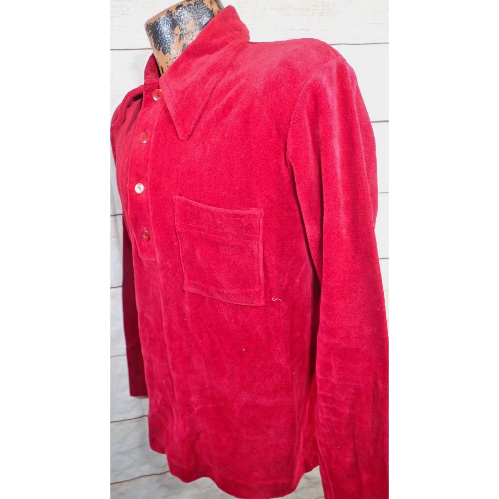Vintage VINTAGE Thane Red Velvet Long Sleeve Polo Shirt Mens M Rockabilly 1970s Dagger Point Popover Size US M / EU 48-50 / 2 - 2 Thumbnail