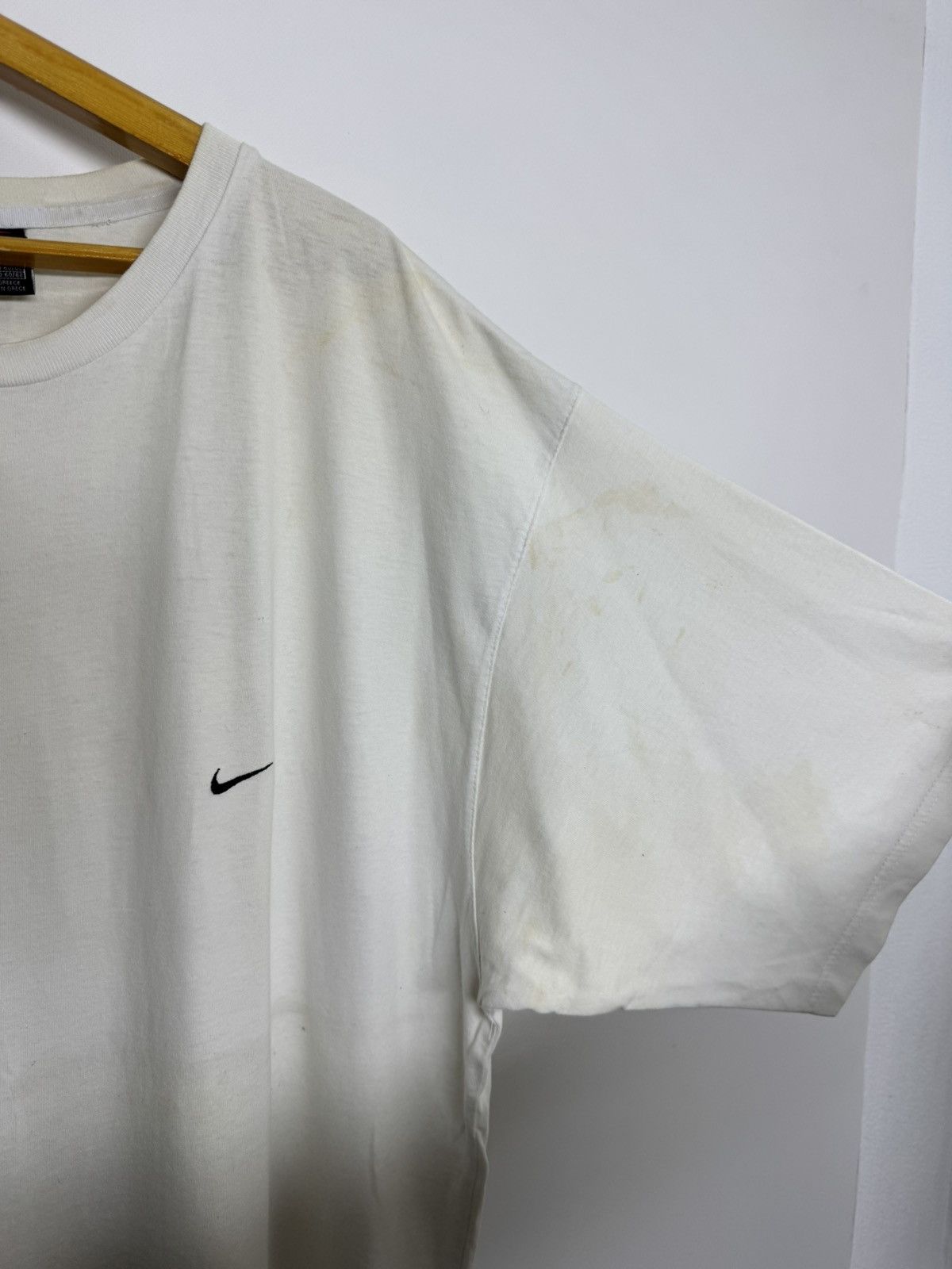 Nike Vintage Y2K Nike Small Swoosh Logo T Shirt 00’s Size US XXL / EU 58 / 5 - 9 Thumbnail