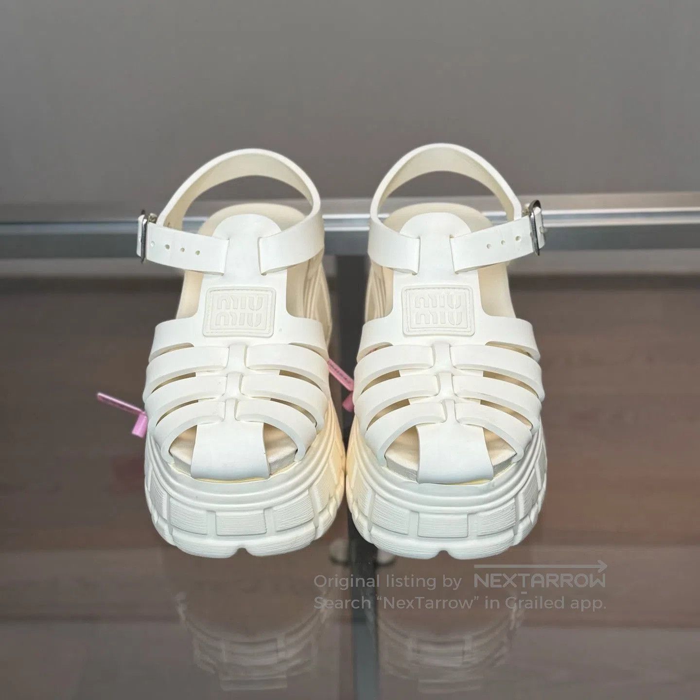 Miu Miu MIU MIU Beige Platform Roman Sandals. Size US 5 / IT 35 - 2 Thumbnail