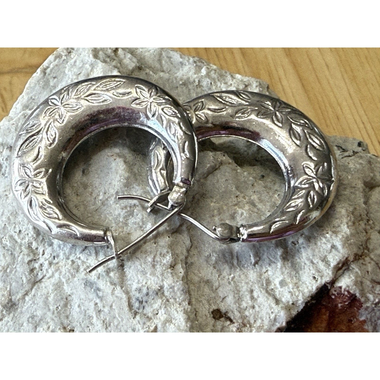 Other Sterling Silver Etched Pierced Wire Hollow Hoops Earrings Size ONE SIZE - 3 Thumbnail