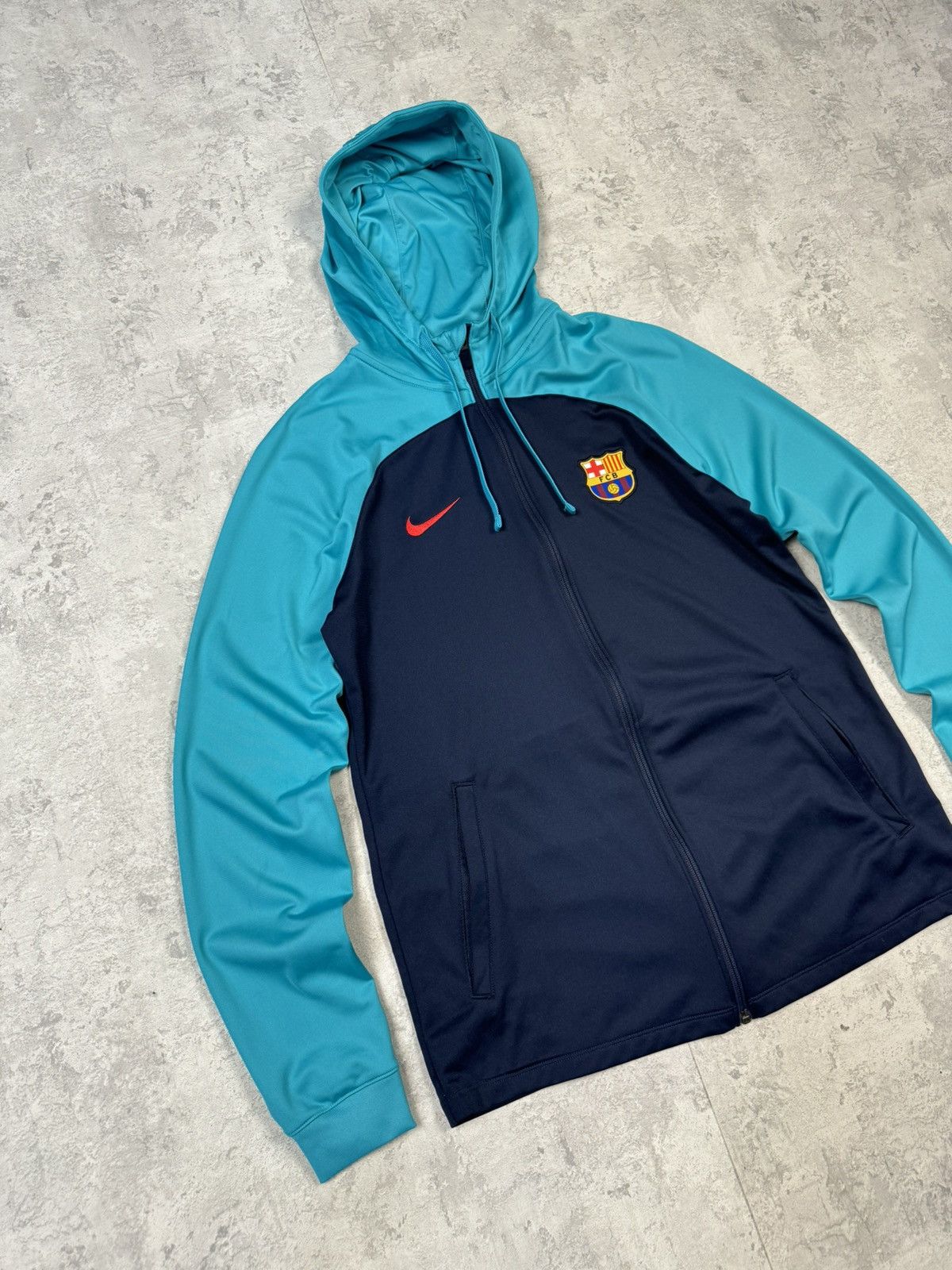 Nike Nike FC Barcelona 2022/23 Zip Hoodie Size M Size US M / EU 48-50 / 2 - 2 Thumbnail