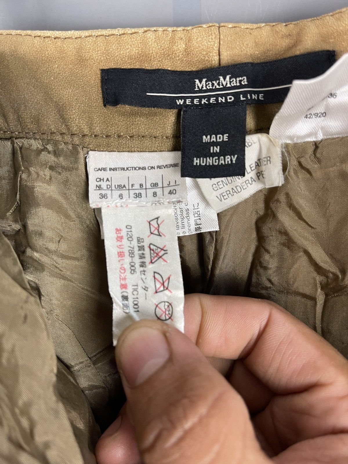Max Mara × Vintage Vintage Max Mara Hungary Leather Pants Size 26" / US 2 / IT 38 - 8 Thumbnail