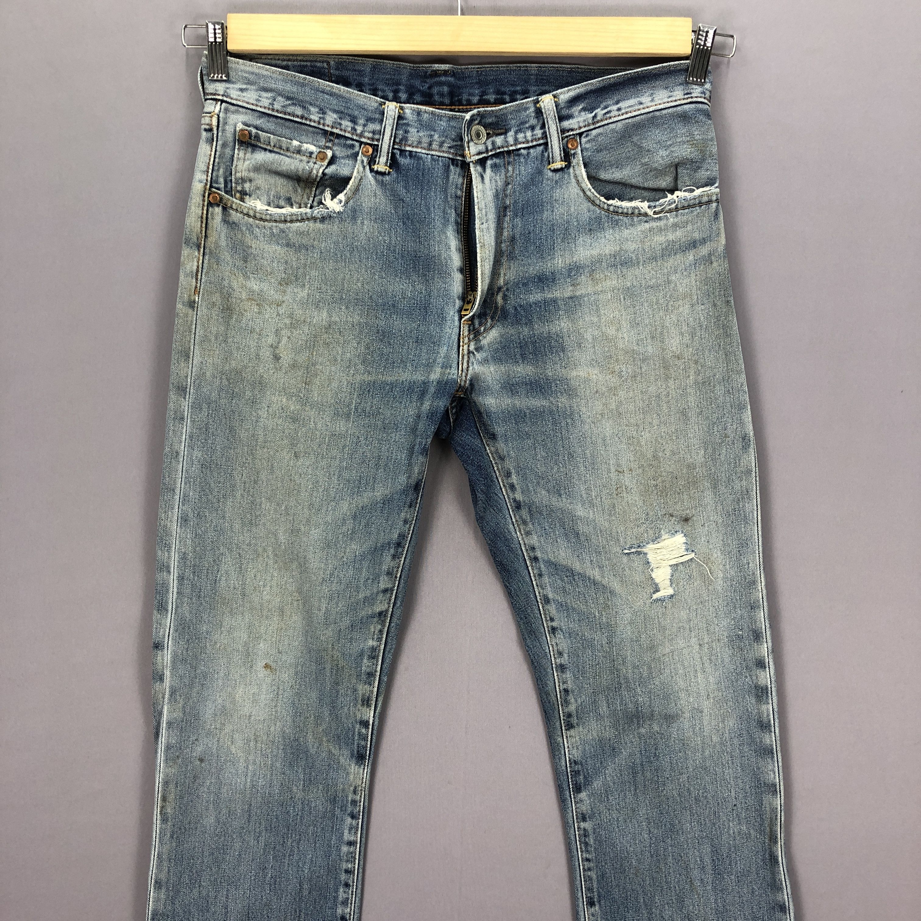 Levi's Vintage Levis 502 Faded Ripped Jeans Levi's Light Wash Denim Size US 34 / EU 50 - 3 Thumbnail