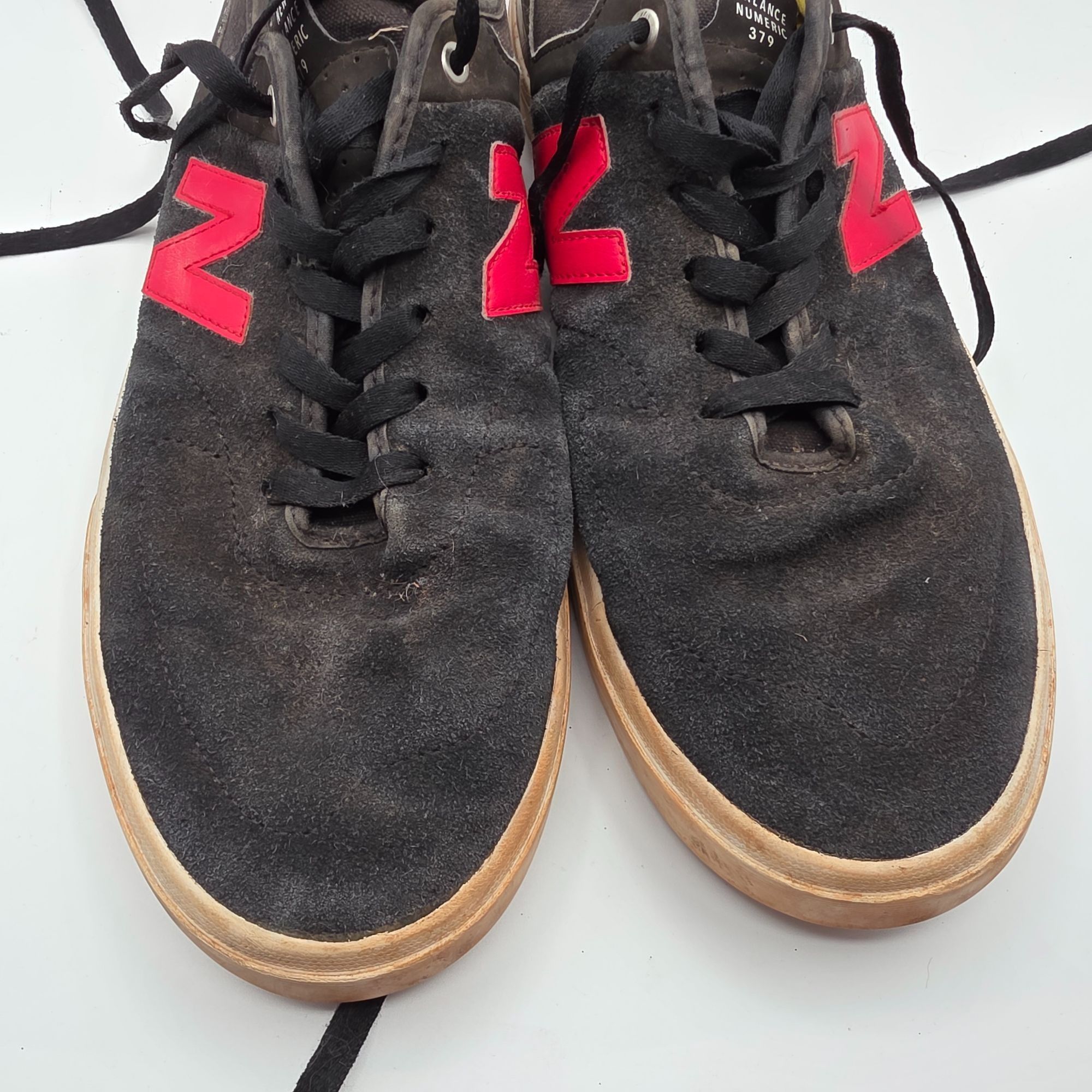 New Balance New Balance Numeric 379 Mens Size 13 Black Red Sneaker Shoes Size US 13 / EU 46 - 10 Thumbnail