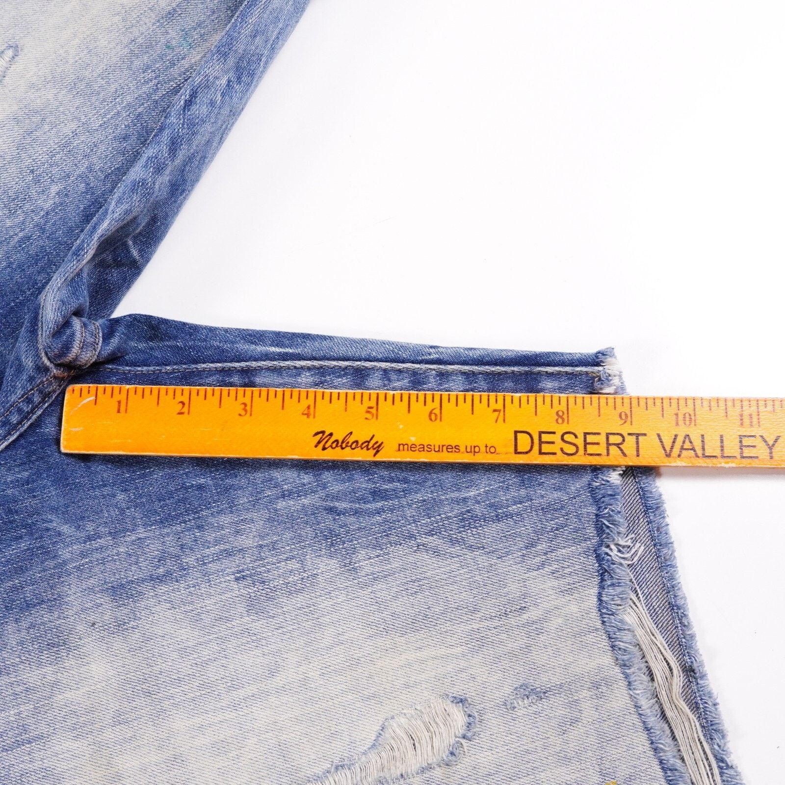 American Eagle Outfitters American Eagle Distressed Denim Jeans Straight Leg Shorts 32 Size US 32 / EU 48 - 3 Thumbnail