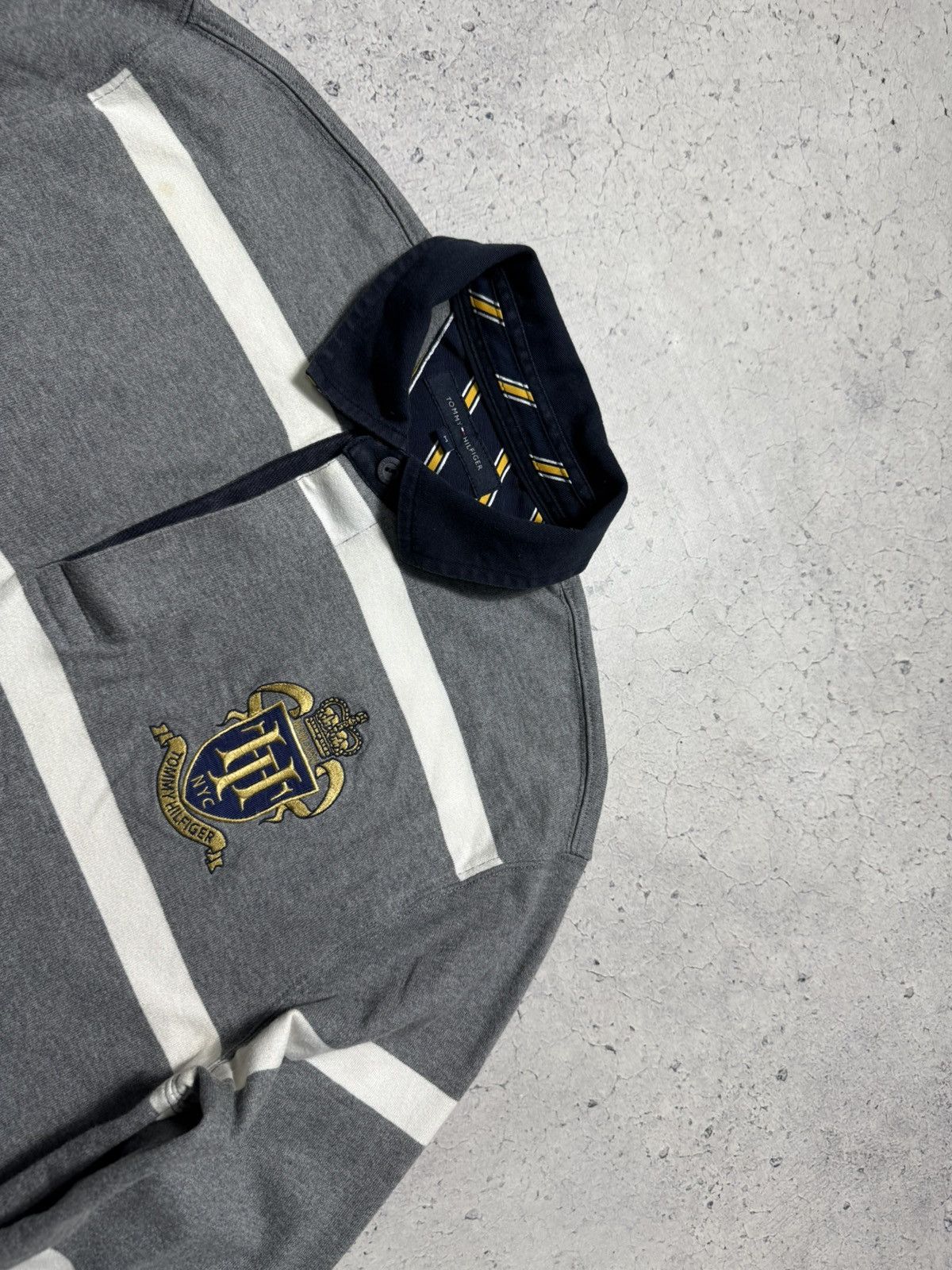 Tommy Hilfiger Tommy Hilfiger Striped Rugby Sweatshirt Vintage Size M Y2K Size US M / EU 48-50 / 2 - 4 Thumbnail