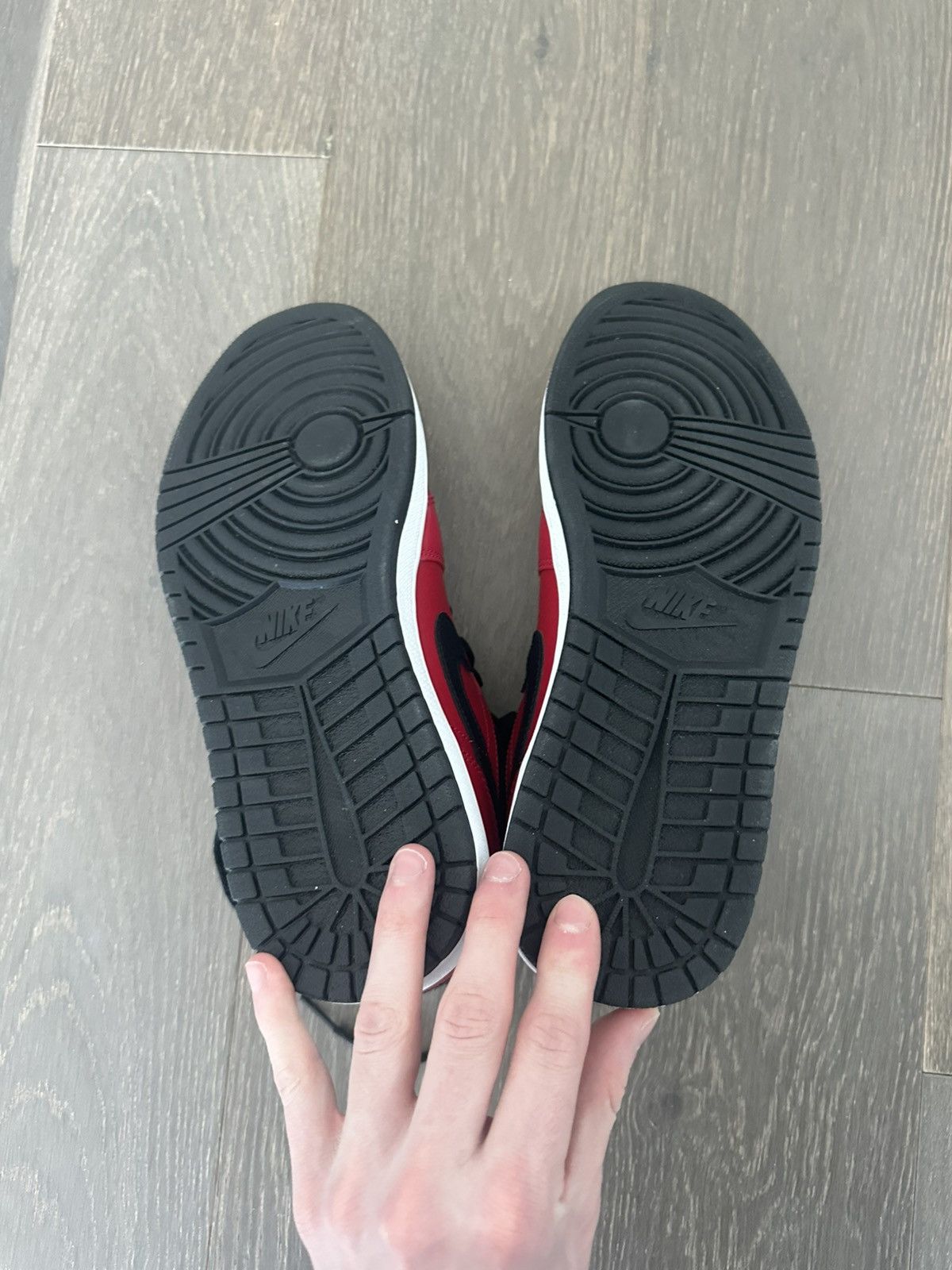 Jordan Brand × Nike Jordan 1 low reverse bred pebbled Size US 10.5 / EU 43-44 - 2 Thumbnail