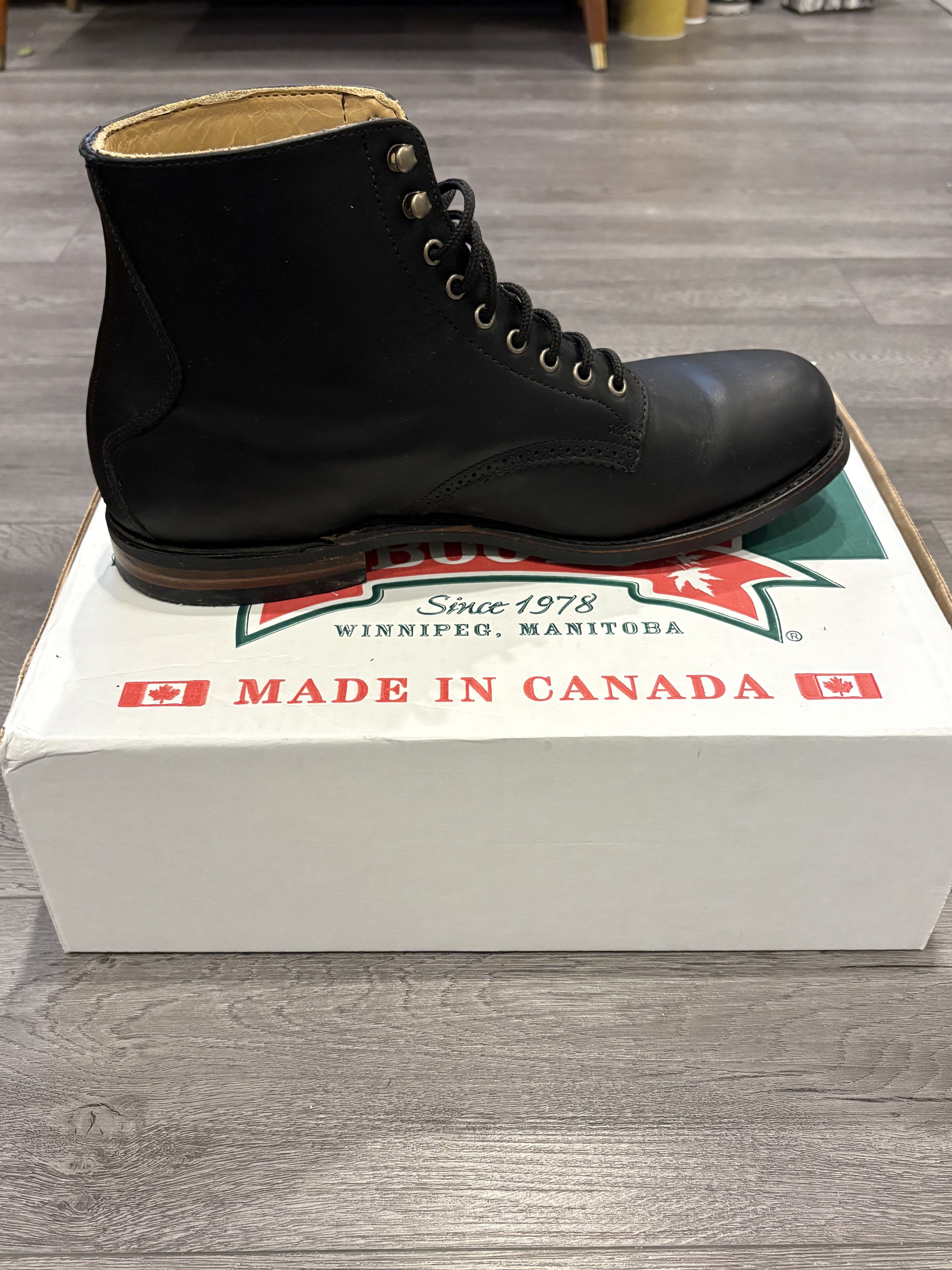 Canada West WM. Moorby 2835 Size US 10.5 / EU 43-44 - 3 Thumbnail
