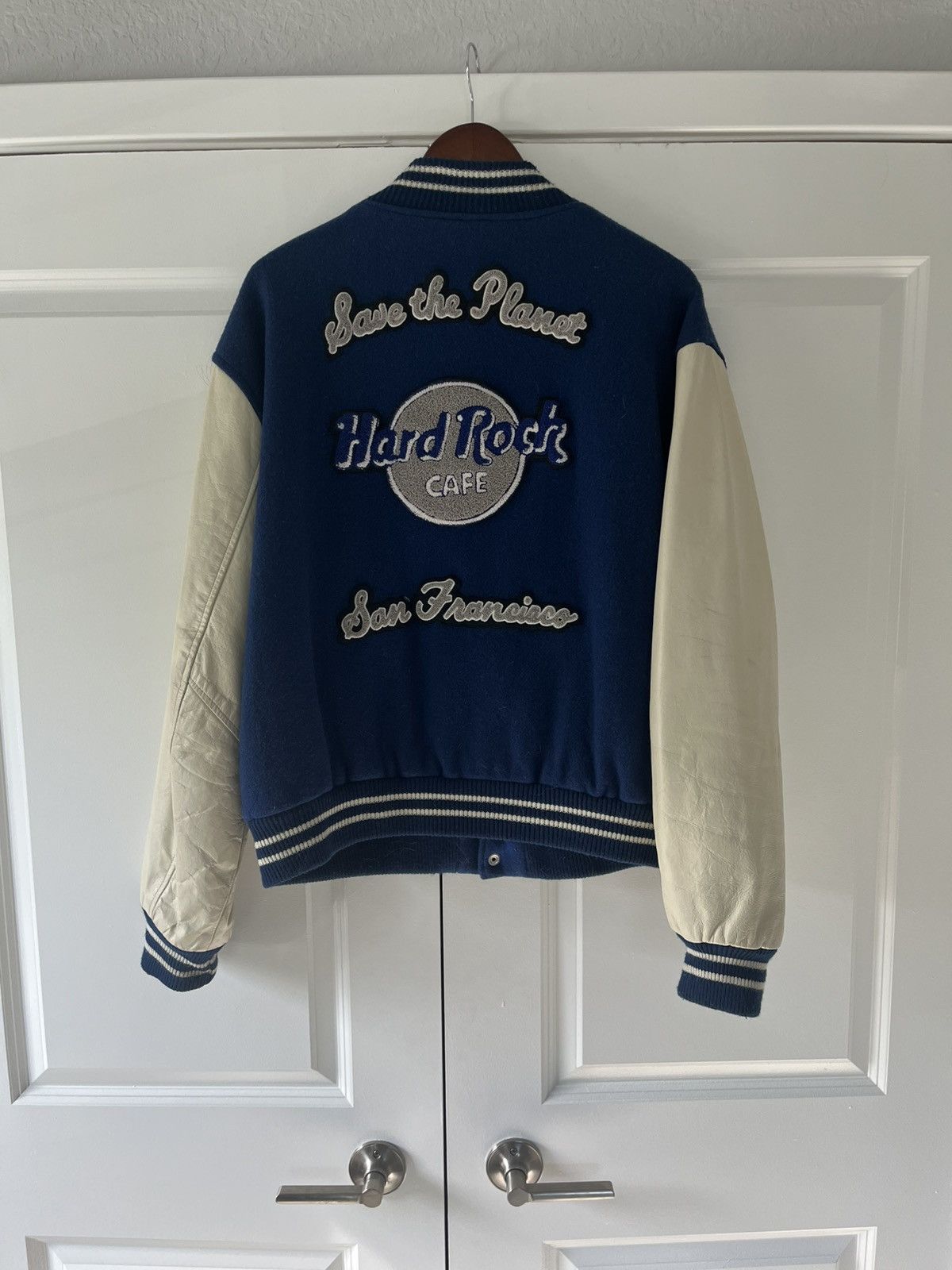 Hard Rock Cafe Hard Rock Cafe Save the Planet Varsity Jacket Size US XL / EU 56 / 4 - 2 Thumbnail