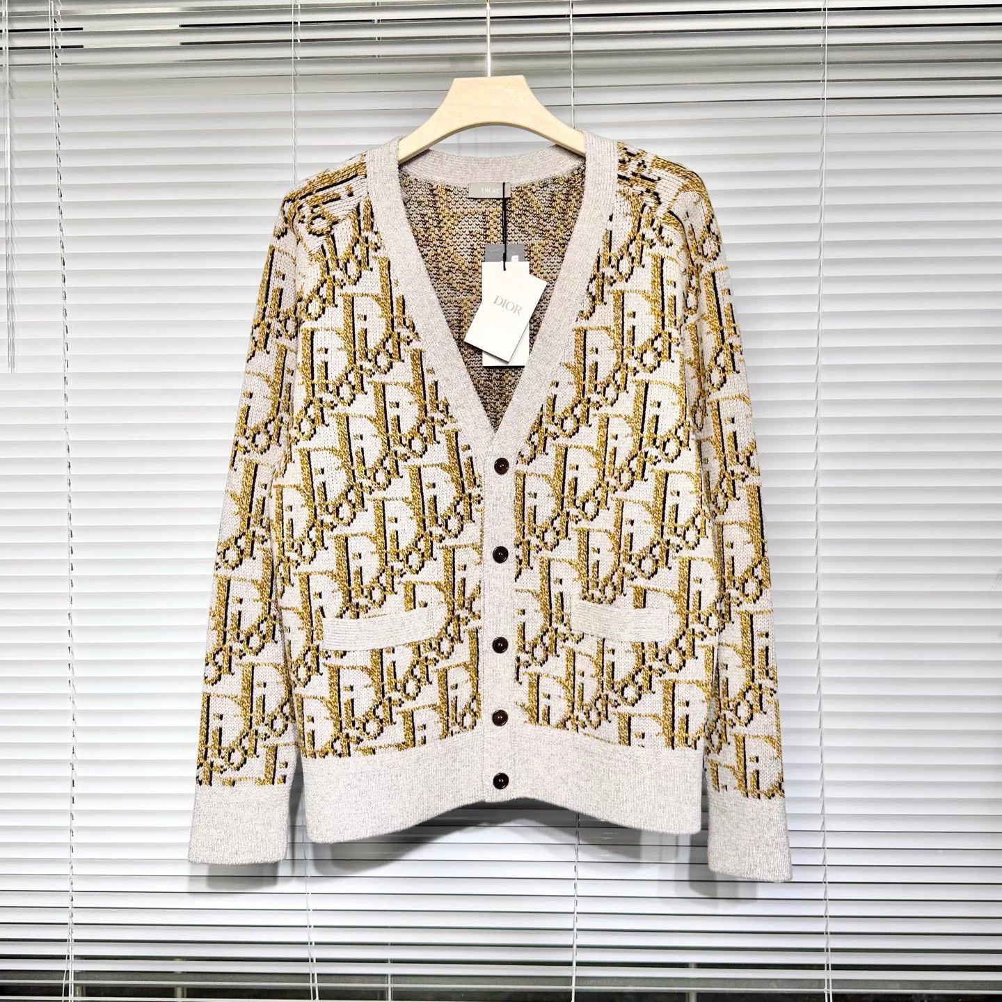 DIOR Oblique Jacquard V-neck Wool Cardigan Beige L