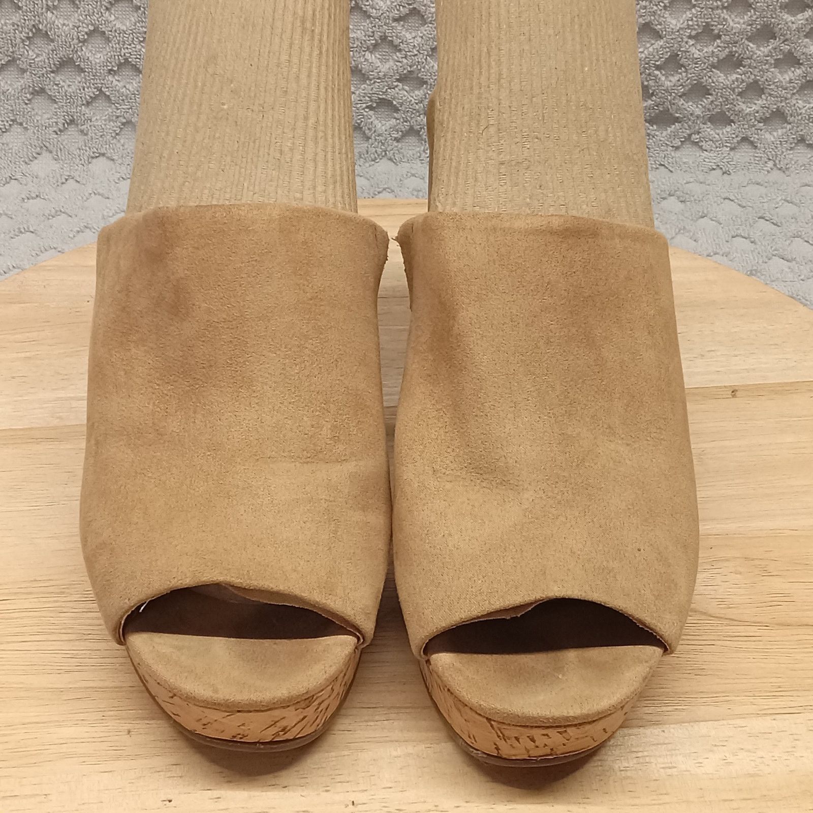 & Other Stories Universal Thread Chunky Cork Clogs Shoes 7 Beige Faux Suede Size US 7 / IT 37 - 2 Thumbnail