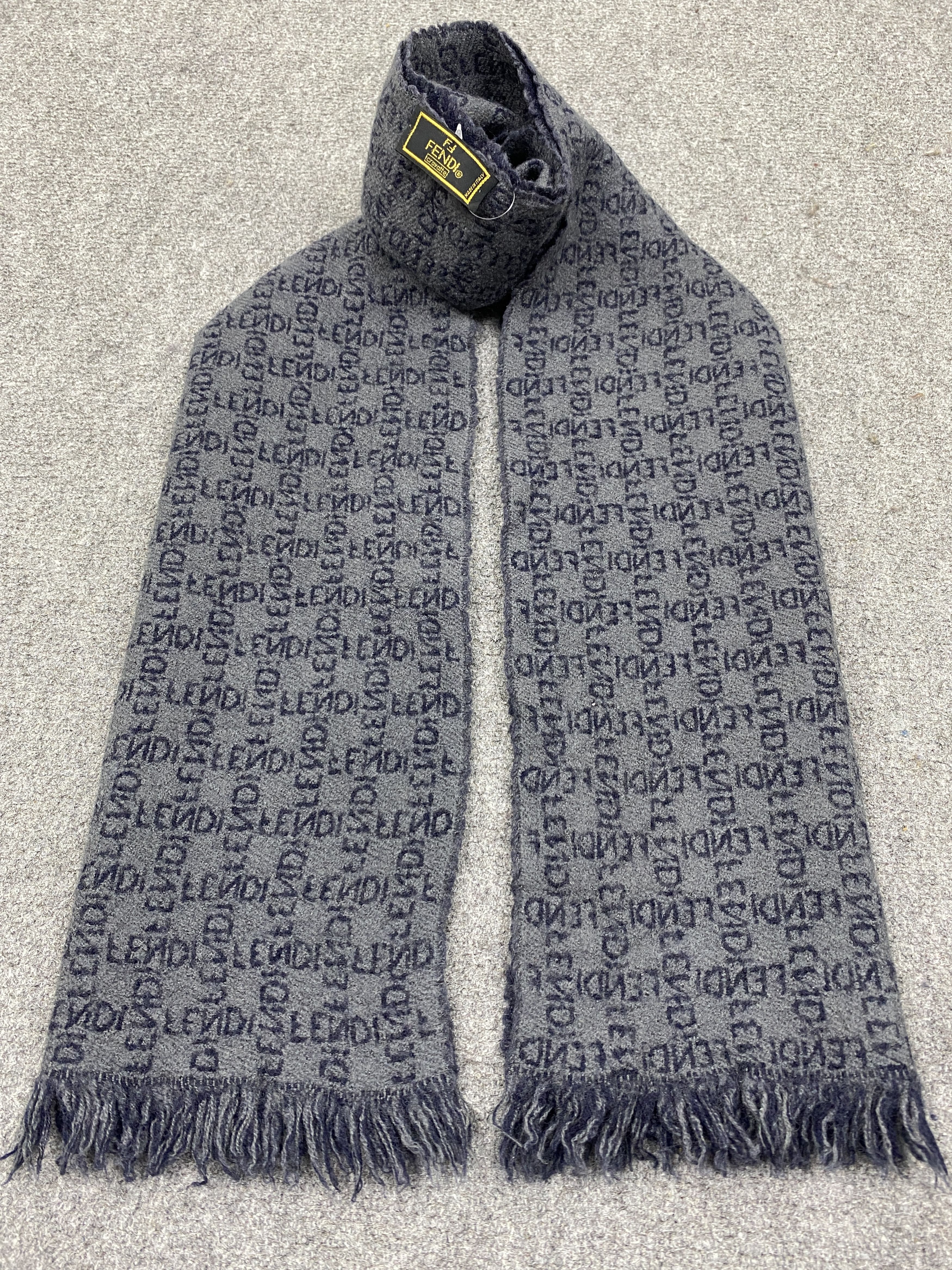 Fendi Vintage Fendi Scarf / Muffler / Neckwear SC0277 Size ONE SIZE - 1 Thumbnail