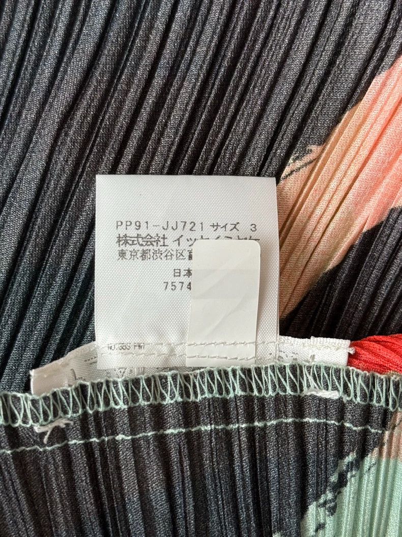 Issey Miyake Issey Miyake size:3 Red and green ink-wash pleated vest Size XS / US 0-2 / IT 36-38 - 4 Thumbnail