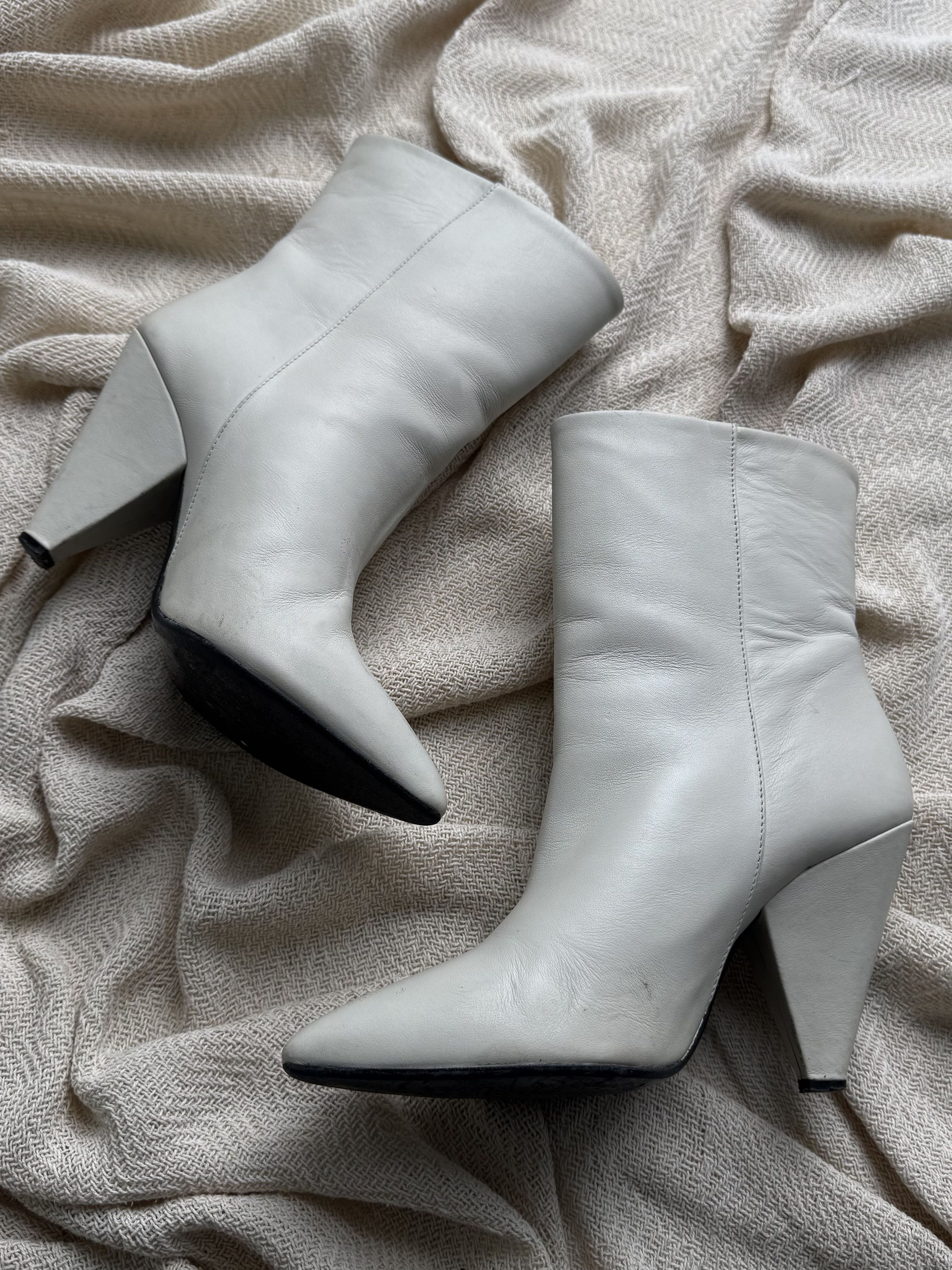 Vintage Vintage Leather Ankle Boots Pointed Toe Block Heel Booties Size US 6 / IT 36 - 5 Thumbnail