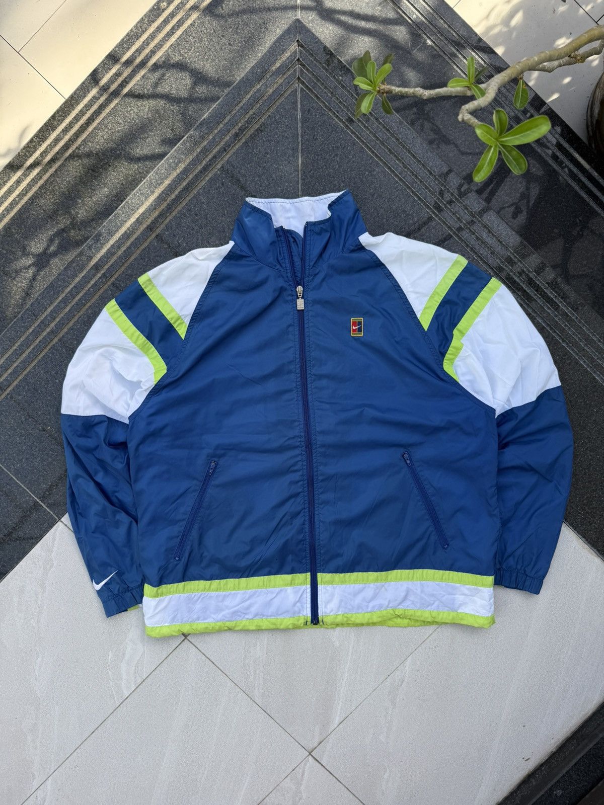 Nike 90’s NIKE COURT RARE MULTI SWOOSHLOGO Y2K VINTAGE ZIP JACKET Size US XL / EU 56 / 4 - 2 Thumbnail