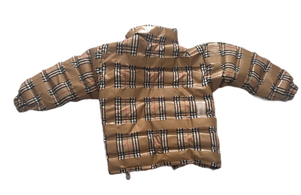 Burberry Burberry Tape Puffer Jacket NWT Size M Size US M / EU 48-50 / 2 - 2 Thumbnail