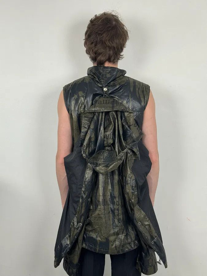 John Galliano SS2008 Galliano 2 in 1 Khaki Brown & Black Newspaper Windbreaker Jacket Size US M / EU 48-50 / 2 - 5 Thumbnail