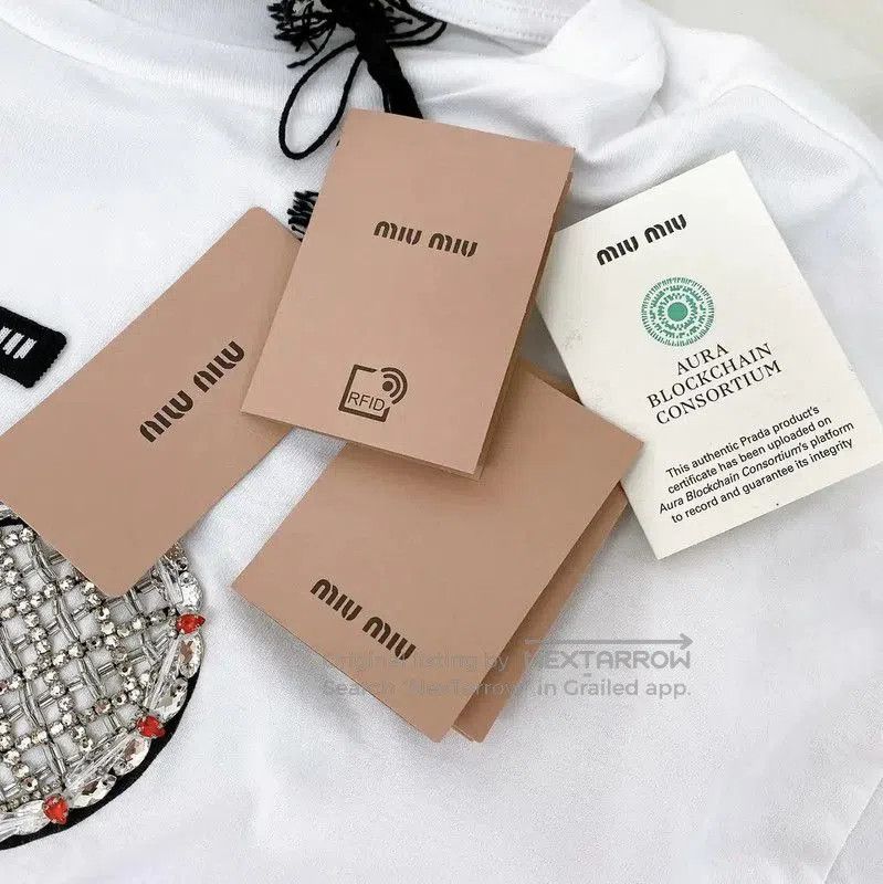 Miu Miu Miu Miu White Summer Short Sleeve Crop T-Shirt . Size XS / US 0-2 / IT 36-38 - 9 Thumbnail